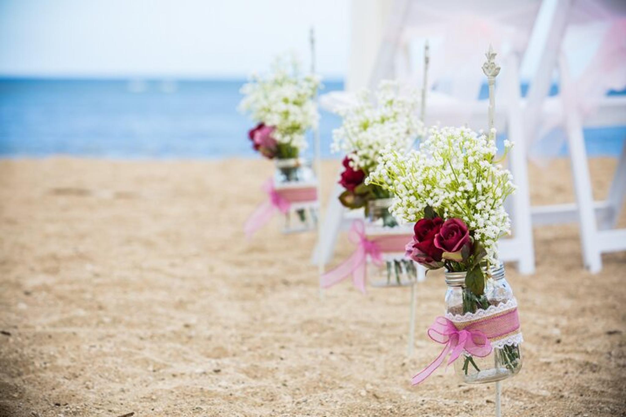 Honolulu Oceanfront Beach Wedding - Image 5