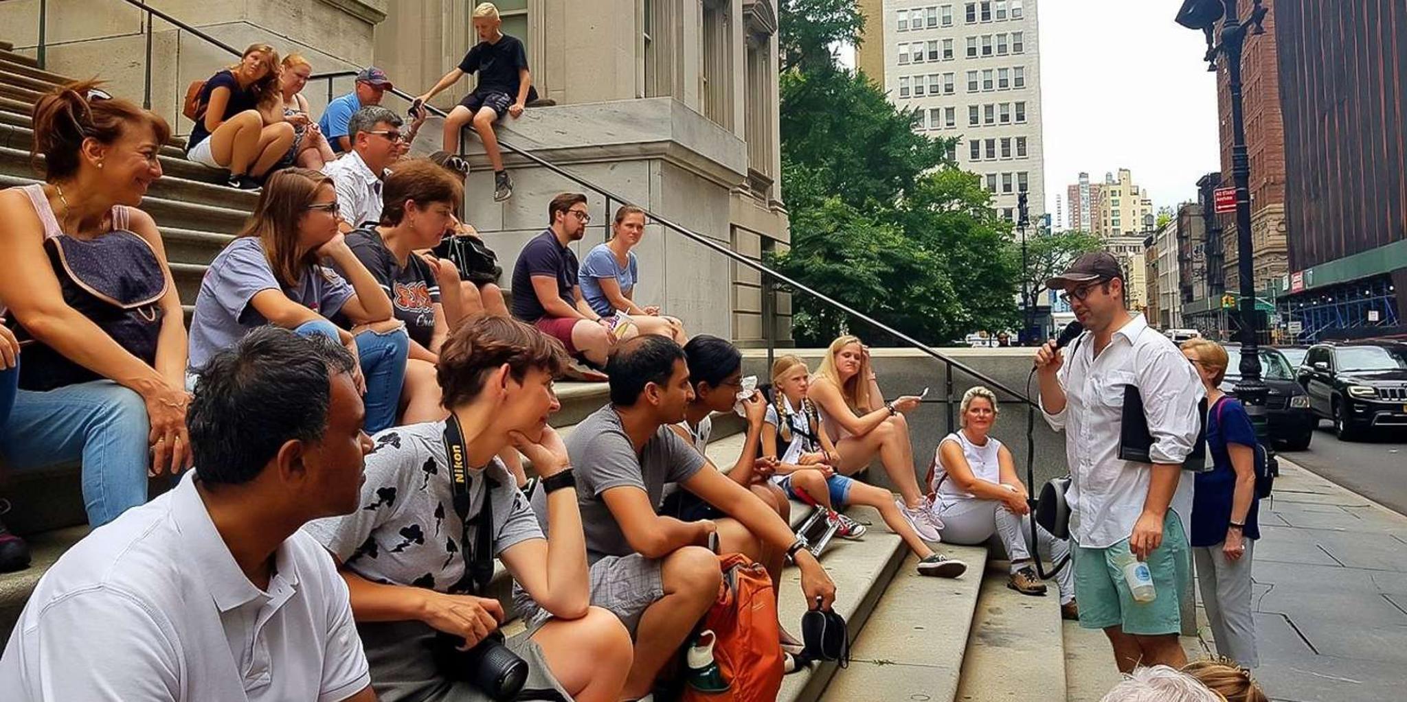 New York City Brooklyn Bridge and Dumbo Walking Tour - Image 3