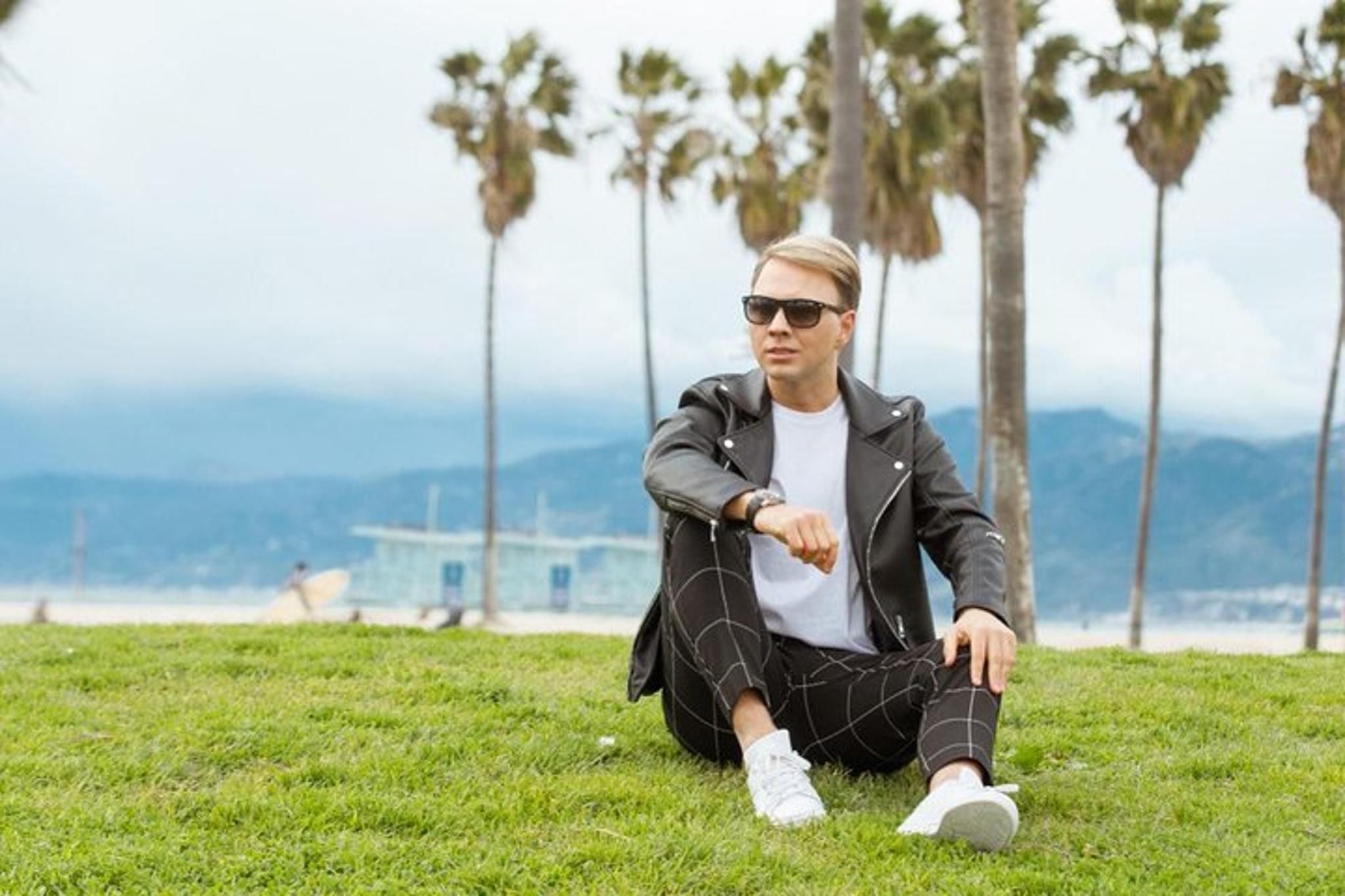 Hollywood Photo Session with Local Photographer 30 min - Image 3