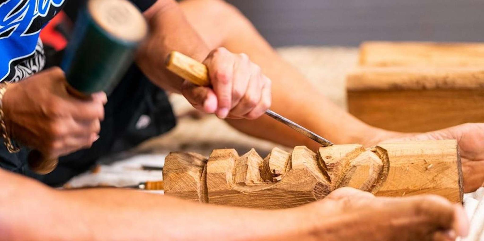 Maui Polynesian Wood Carving Experience 1 hr - Image 2