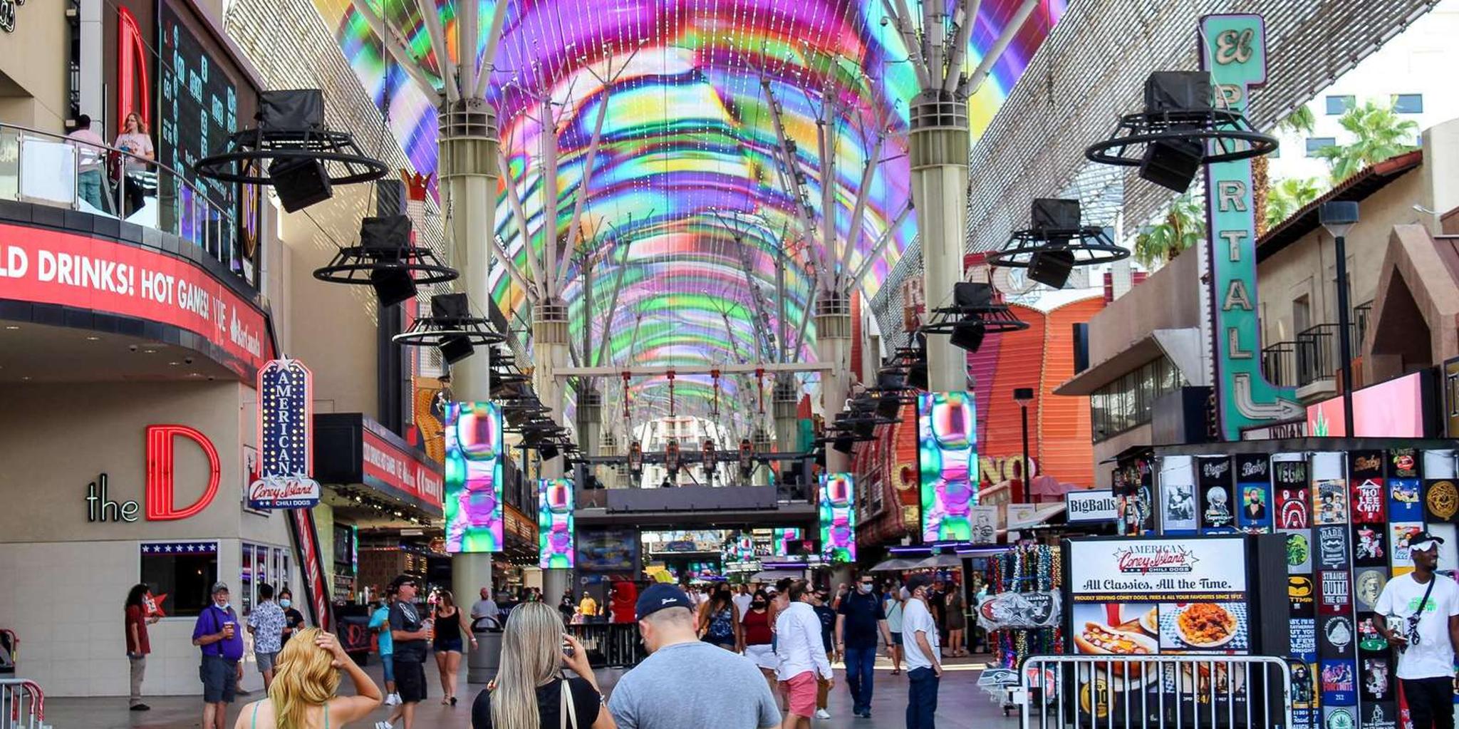 Las Vegas Fremont Street Walking Tour - Image 6