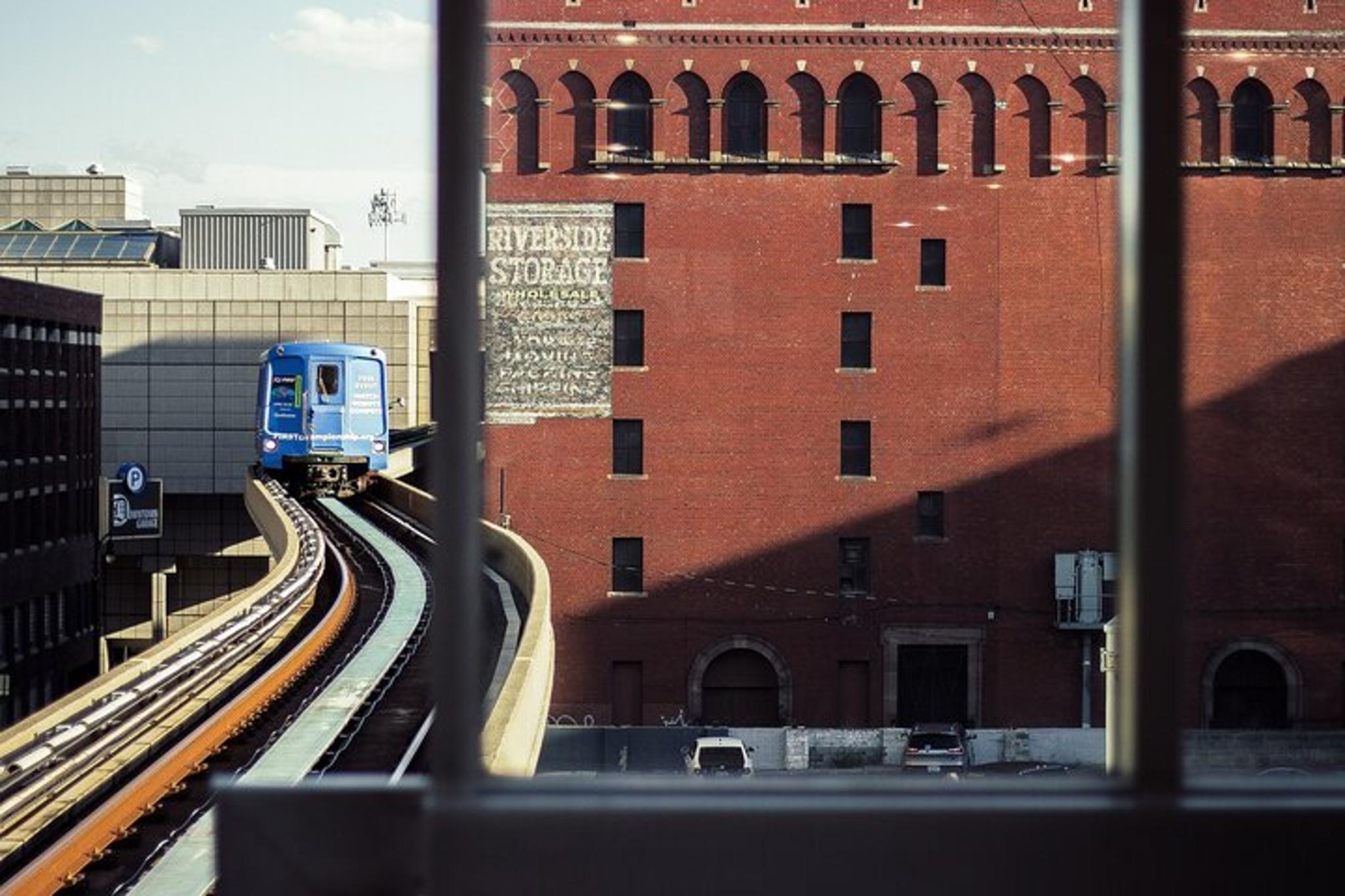 Detroit Sightseeing Tour with Chauffeur - Image 2