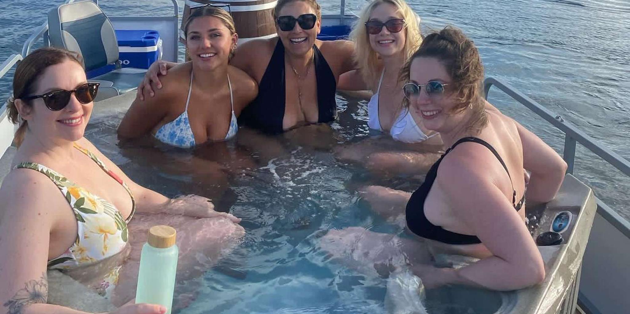 San Diego Mission Bay Hot Tub Cruise - Image 2