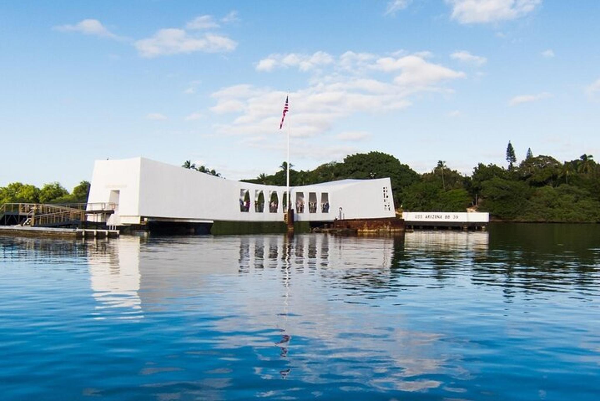 Honolulu Pearl Harbor & USS Arizona Tour Early Access - Image 5