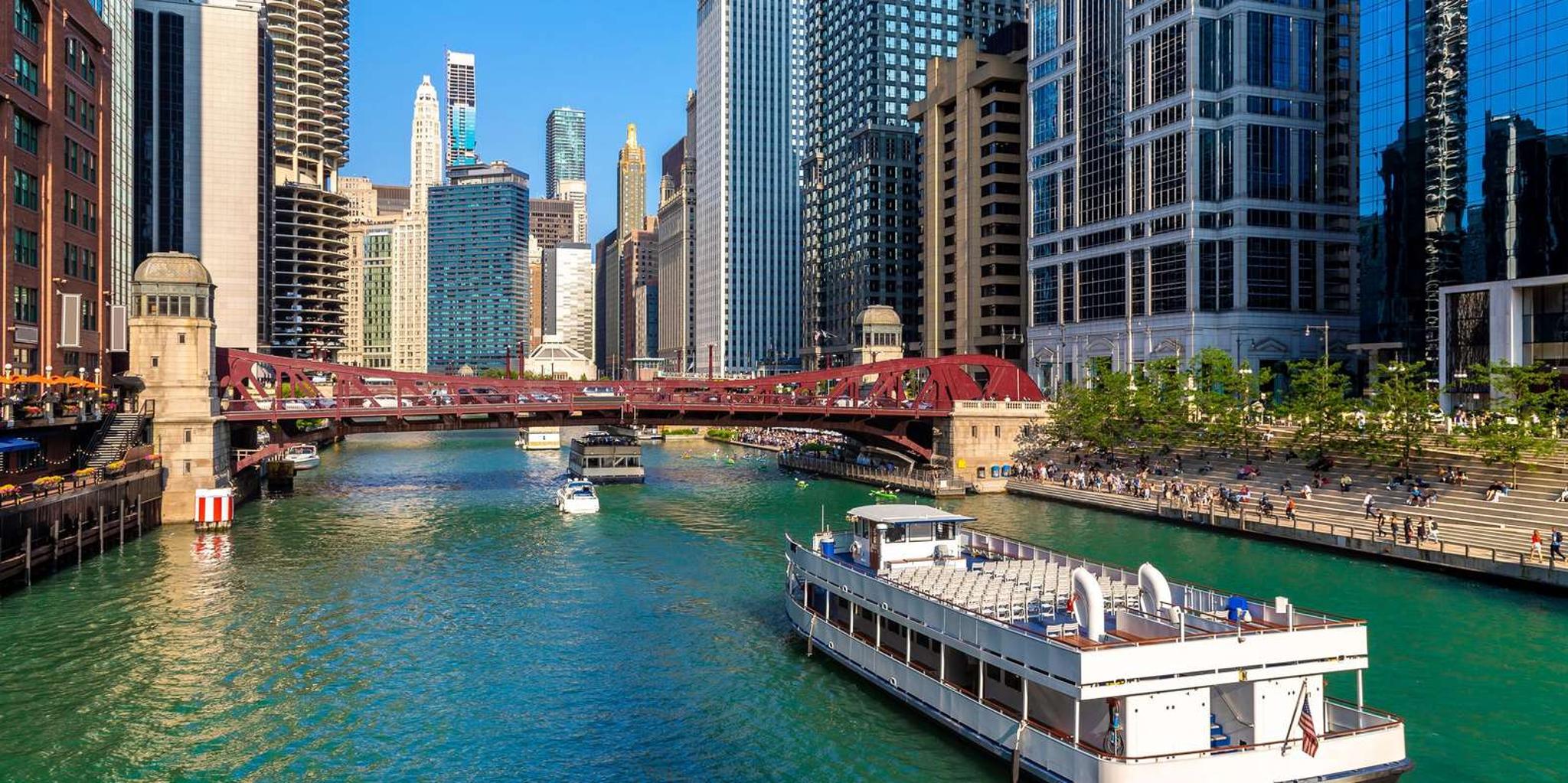 Chicago Architecture River Cruise and City Tour - Image 2