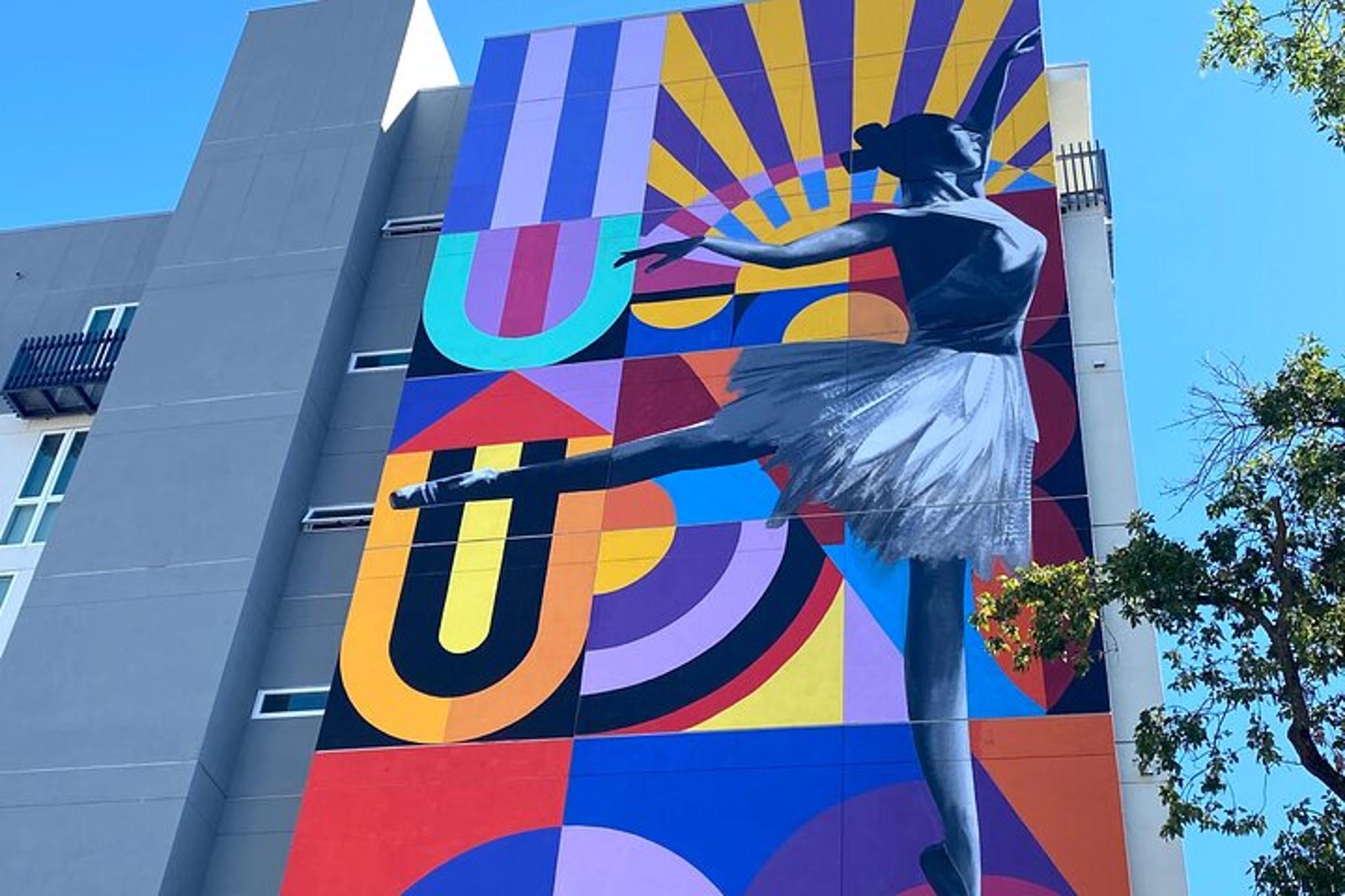 Sacramento Mural and Art Walking Tour - Image 6