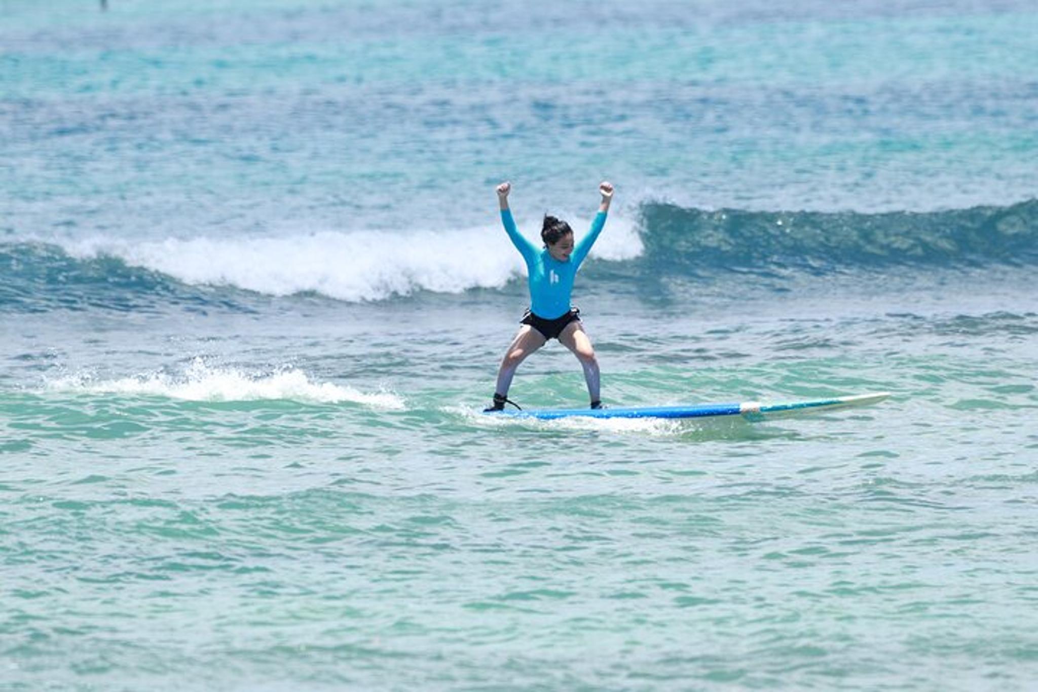 Honolulu Surf Lessons - Image 2