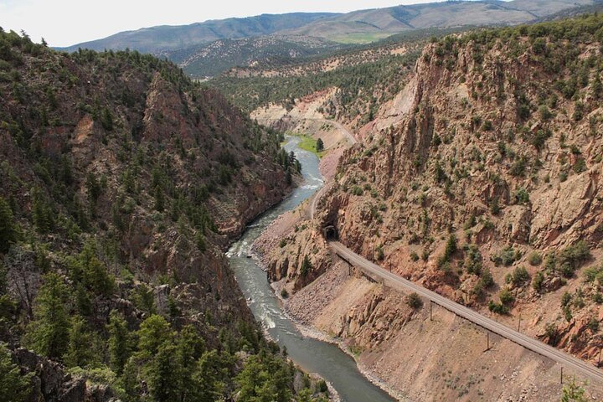 Upper Colorado Rafting Adventure - Image 5