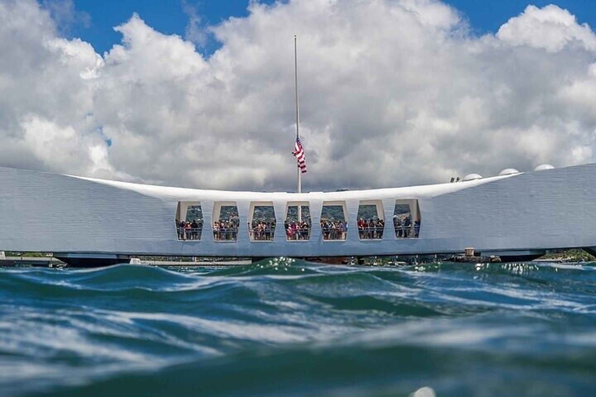 Honolulu Pearl Harbor Tour with USS Arizona and Missouri - Image 6