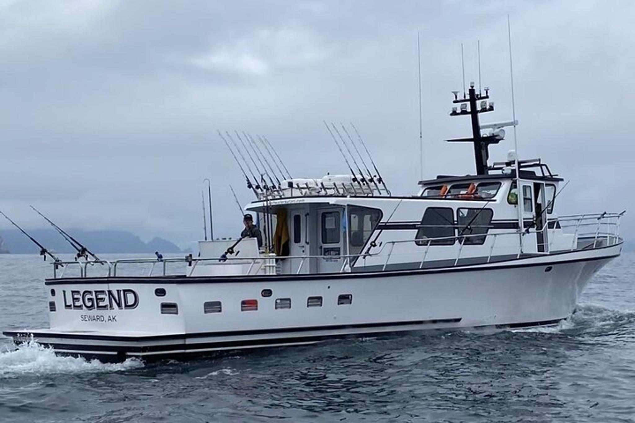 Kenai Fjords Whale Watching and Fishing Tour - Image 3