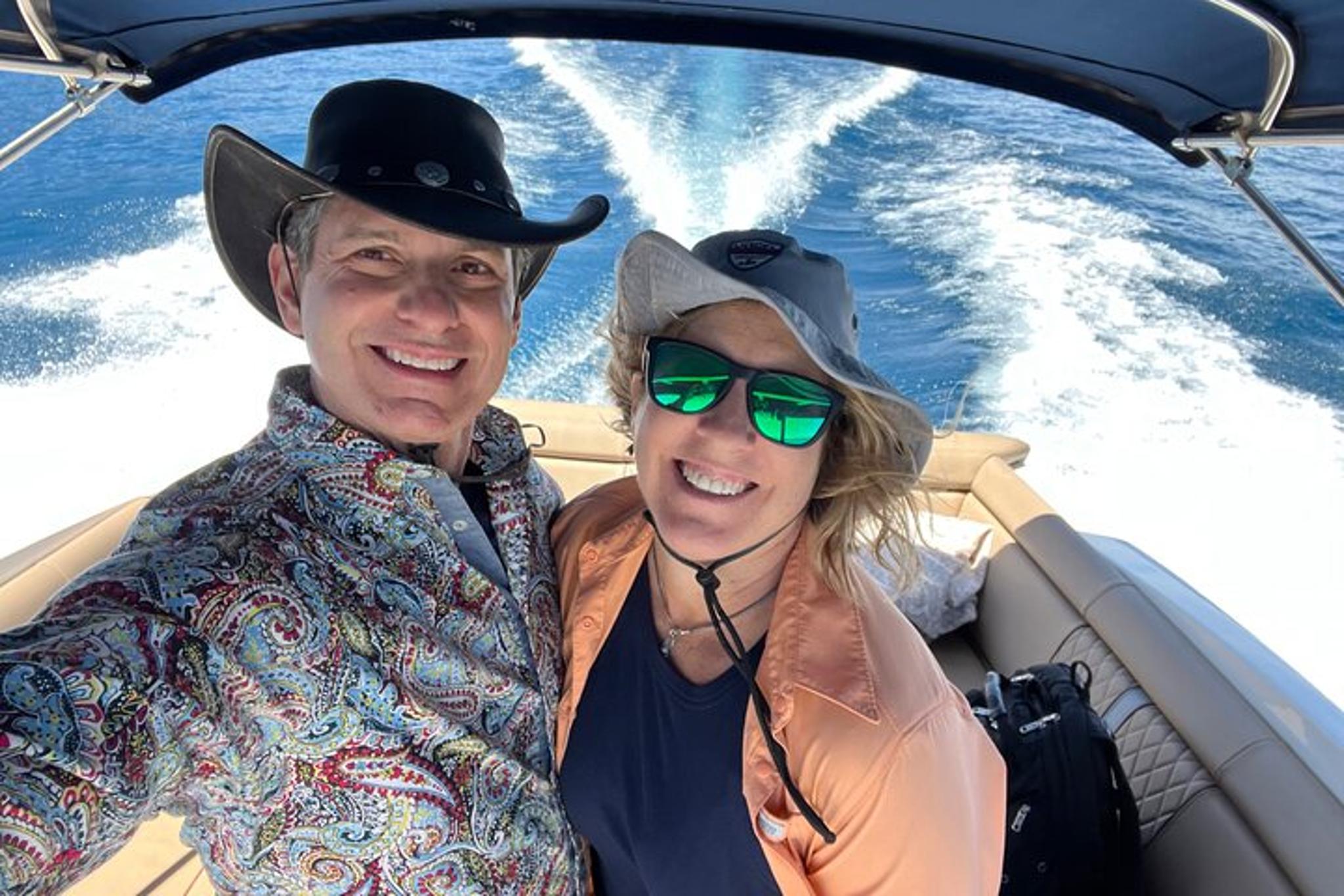 Lake Tahoe Yacht Experience for Couples 2 hr - Image 2