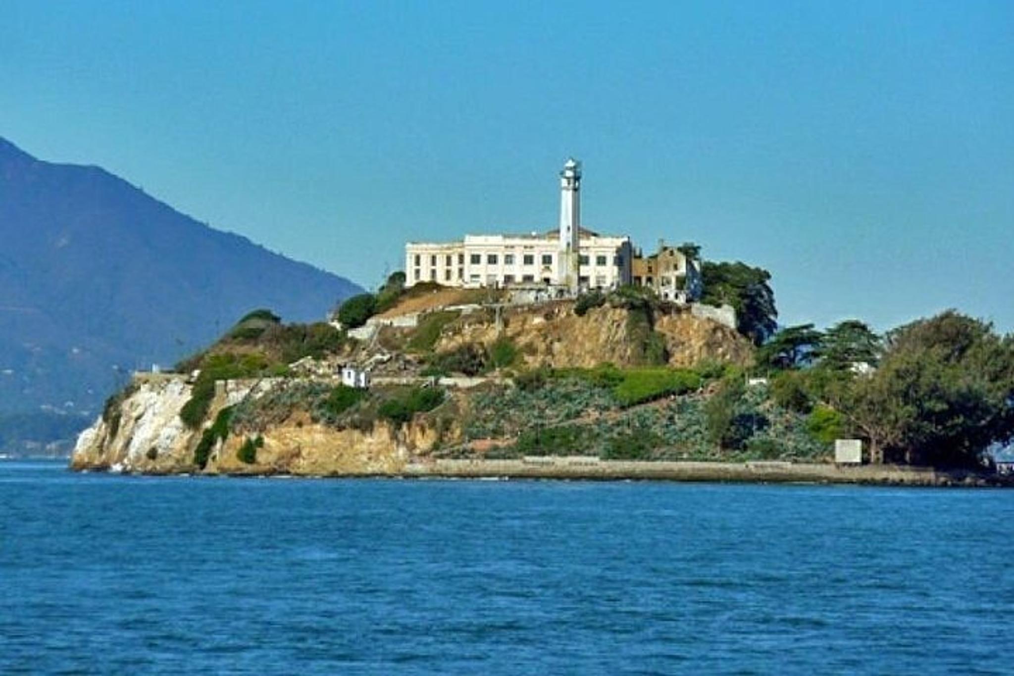 San Francisco Alcatraz and Muir Woods Tour - Image 1