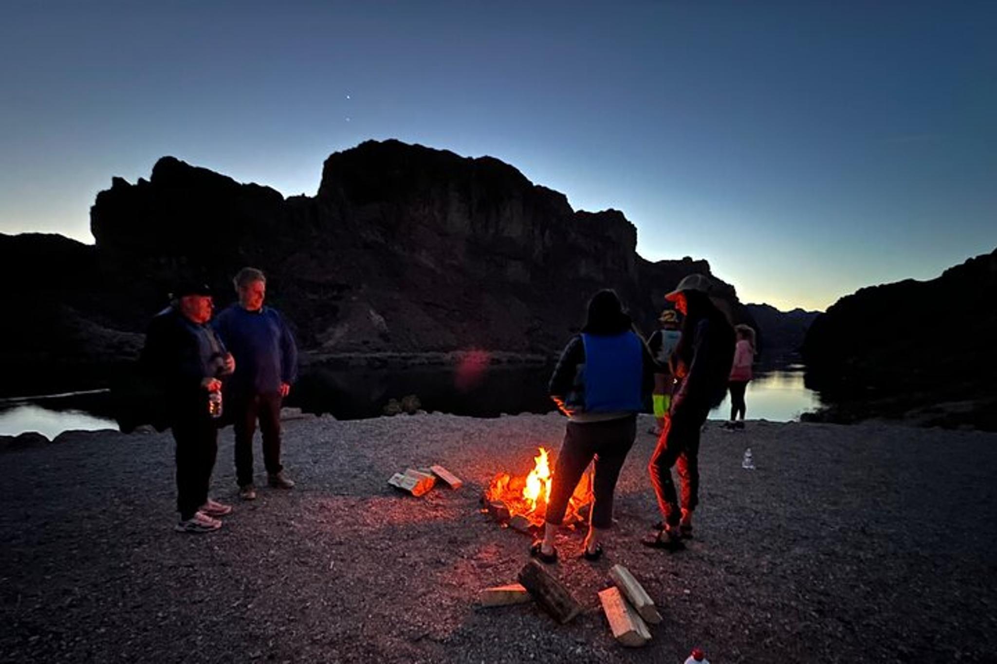 Las Vegas Neon Kayak Tour at Sunset - Image 3