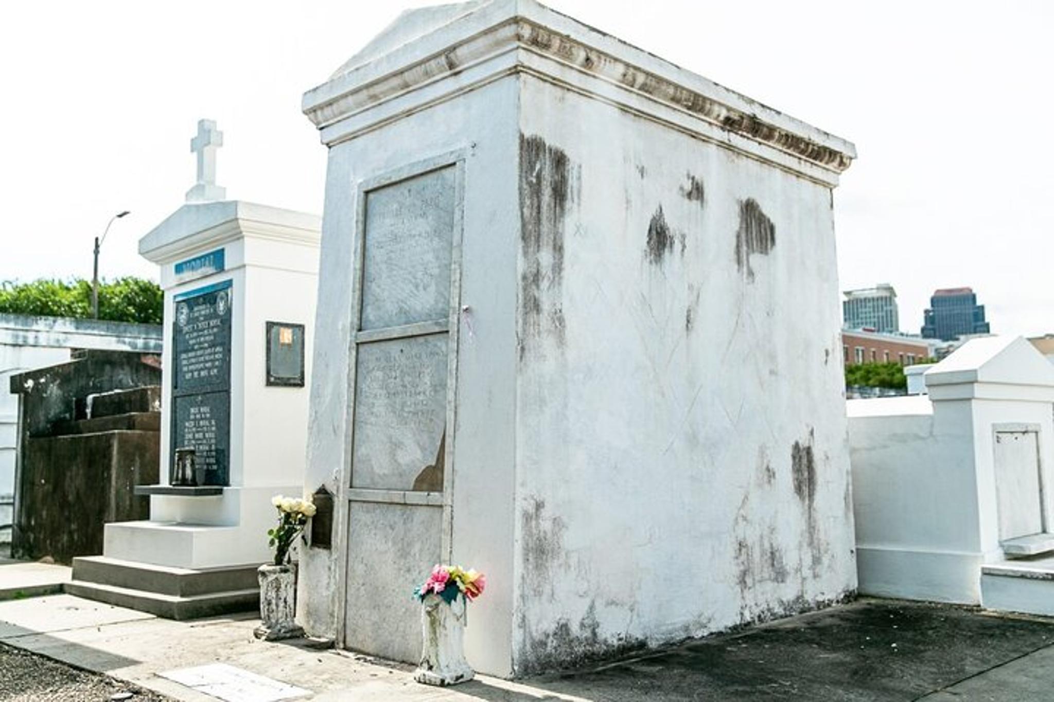 New Orleans St. Louis Cemetery No. 1 Walking Tour - Image 4