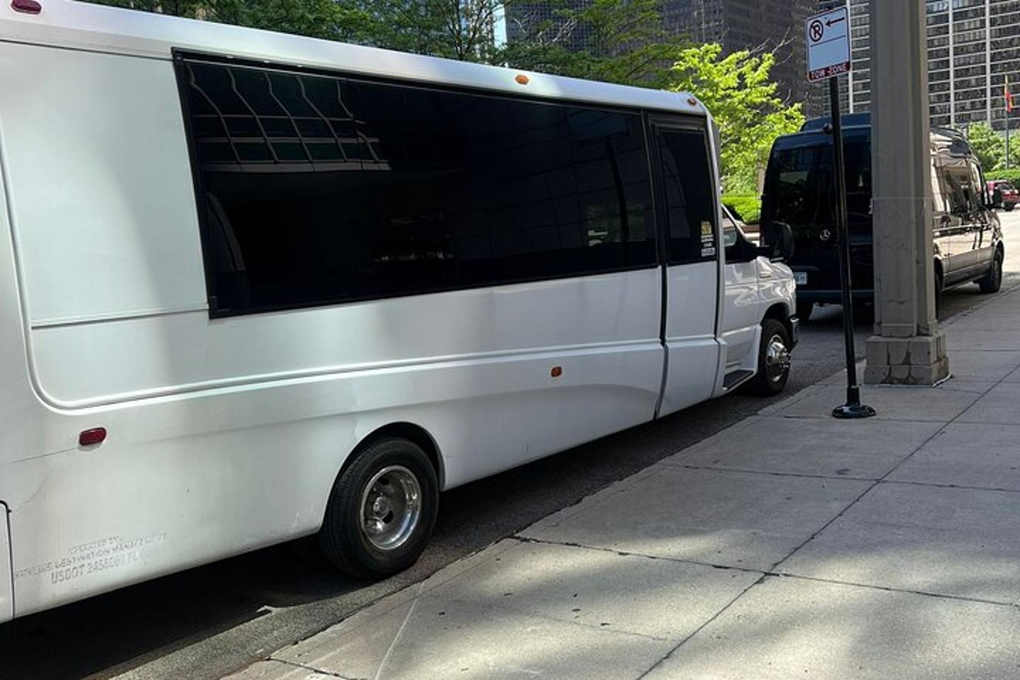 Chicago Private Sedan Transfer - Image 6