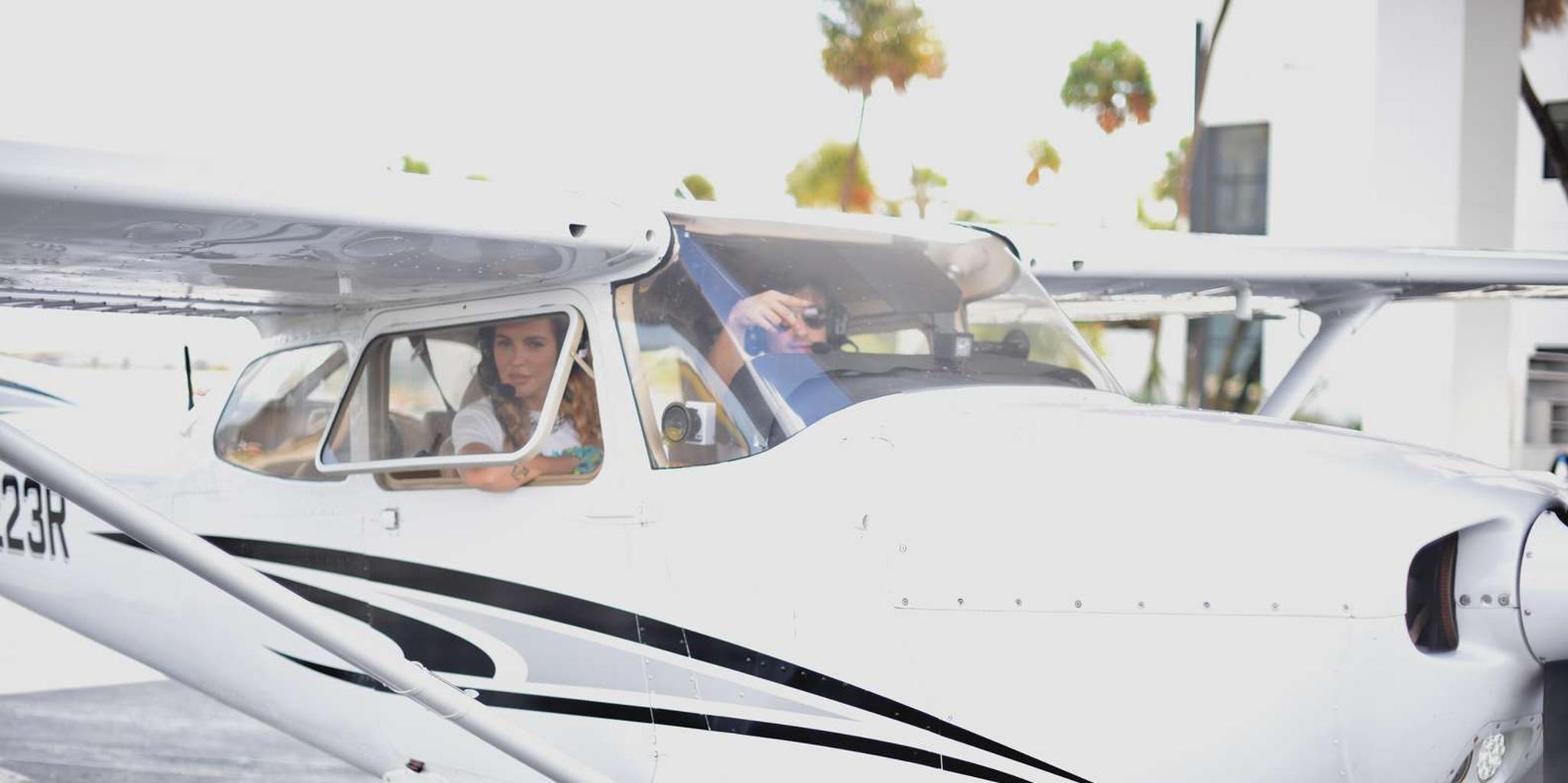 Miami Airplane Flight Lesson 1 hr - Image 5