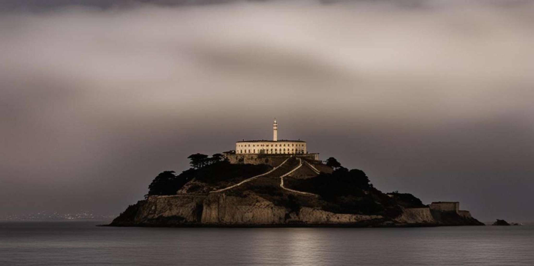 San Francisco Alcatraz Tour with Ferry and App - Image 6
