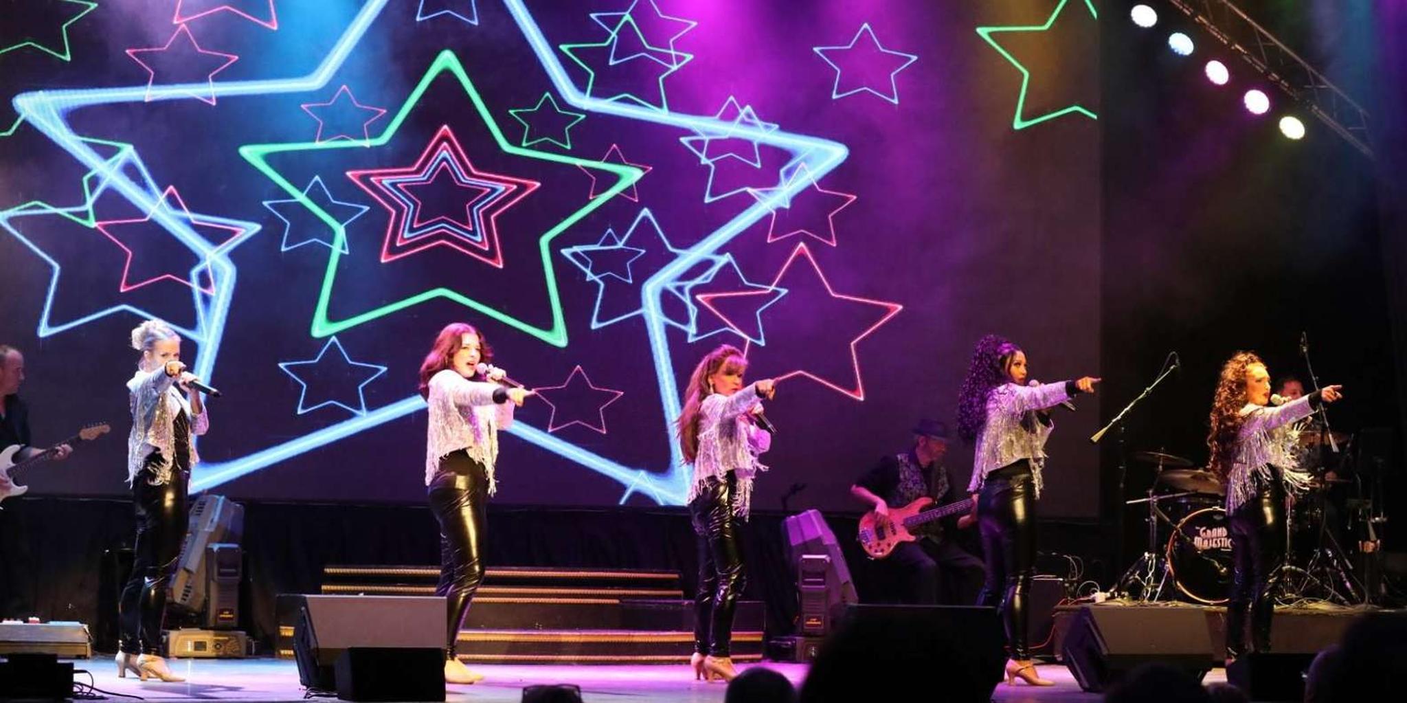 Pigeon Forge TimeWarp Jukebox Show - Image 2