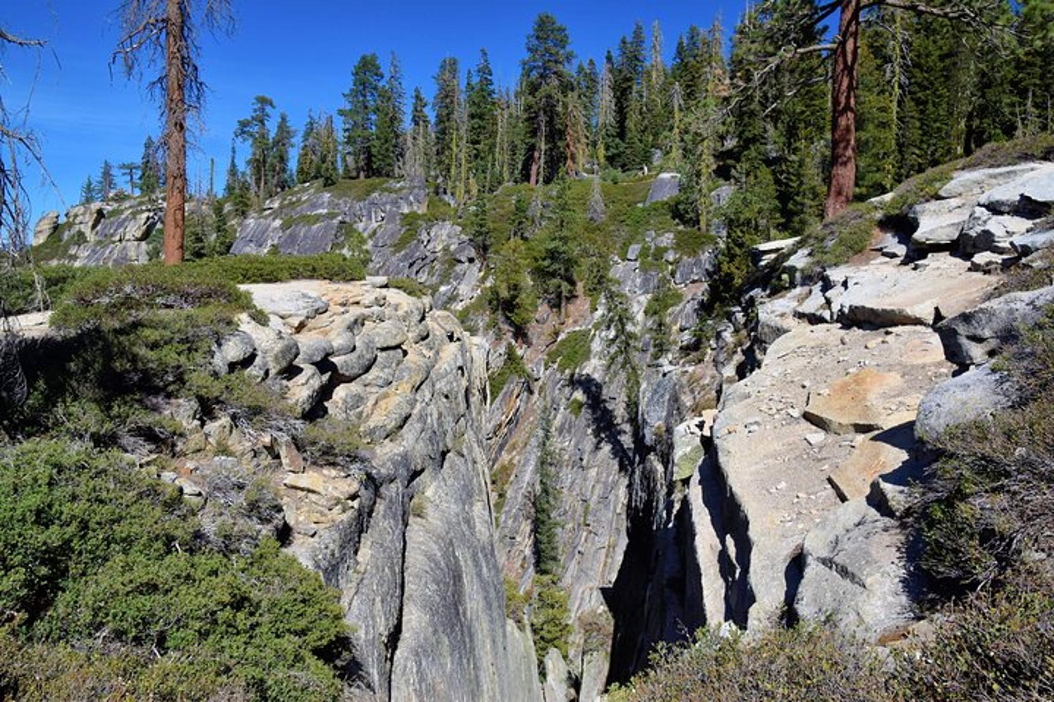 Yosemite Hike Sentinel Dome and Taft Point - Image 2