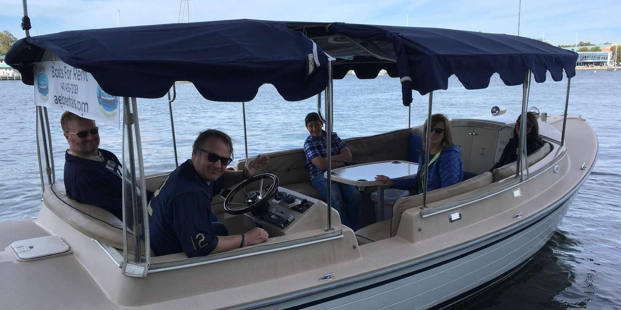 Annapolis Electric Boat Rental - Image 4