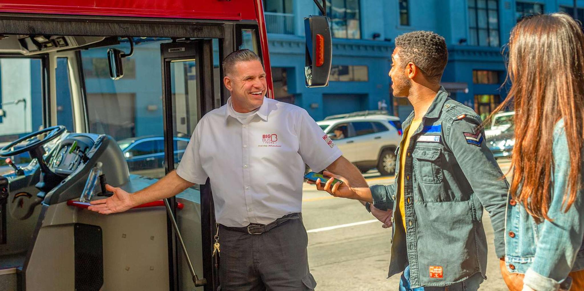 Los Angeles Hop-on Hop-off Sightseeing Bus Tour - Image 6