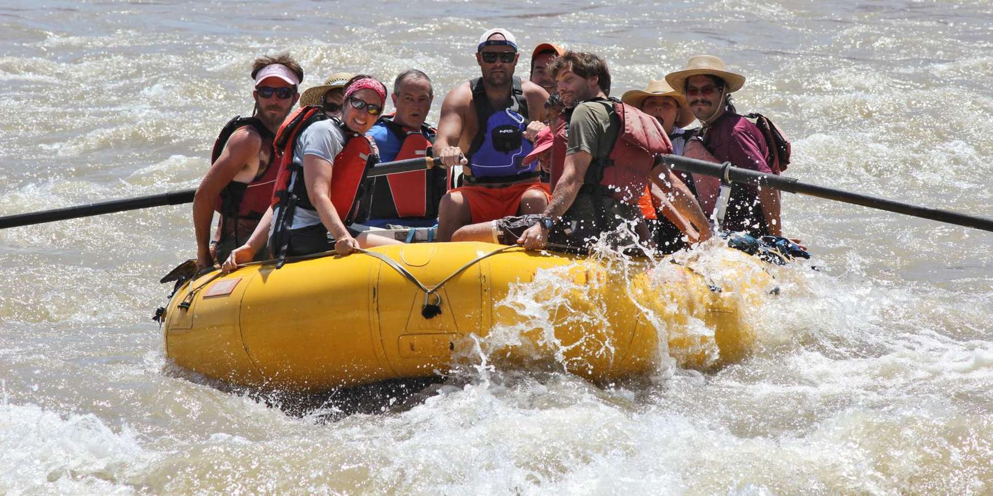 Moab Canyonlands 4x4 and Colorado River Rafting