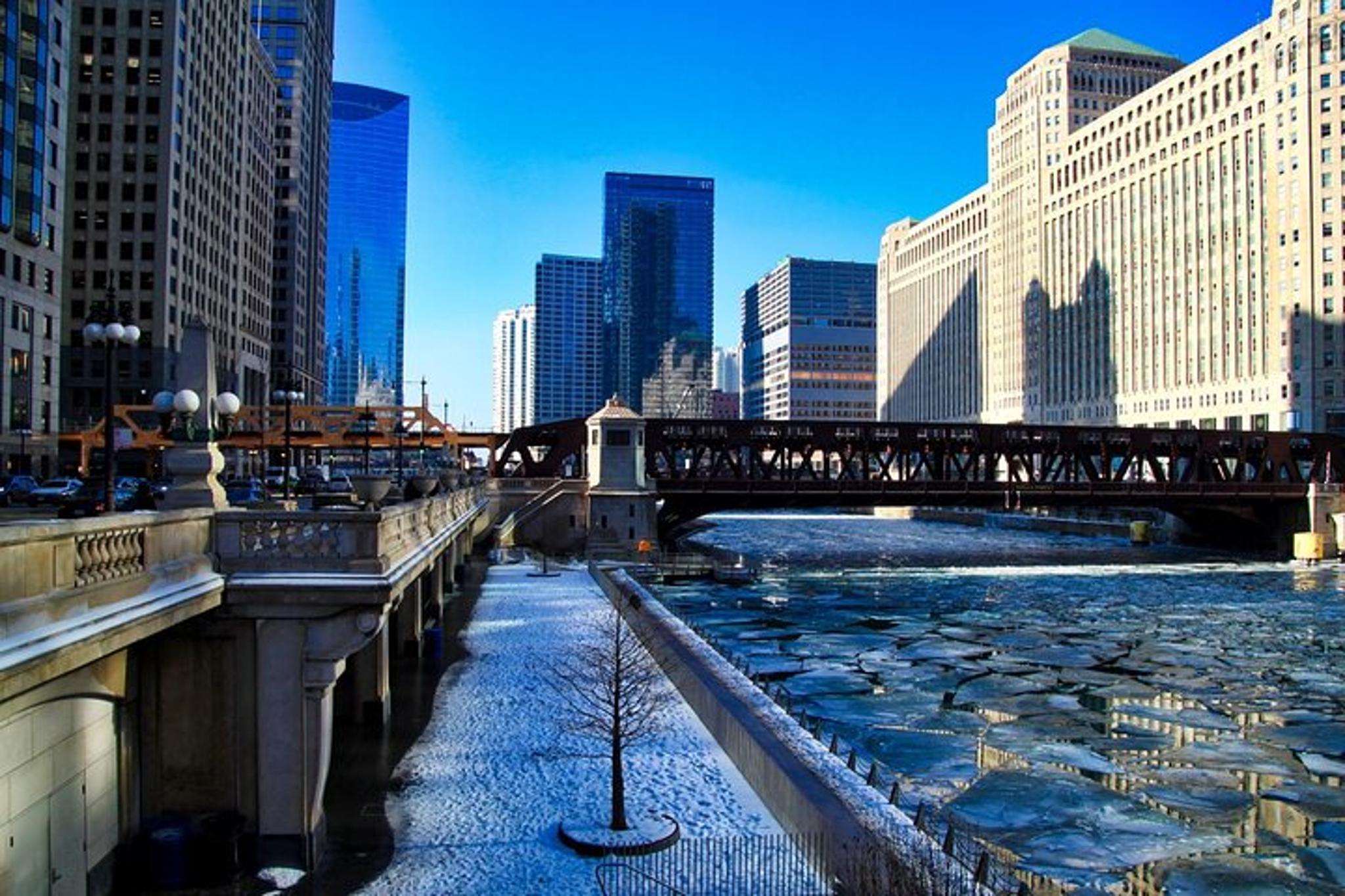 Chicago Riverwalk Self-Guided Walking Tour - Image 4