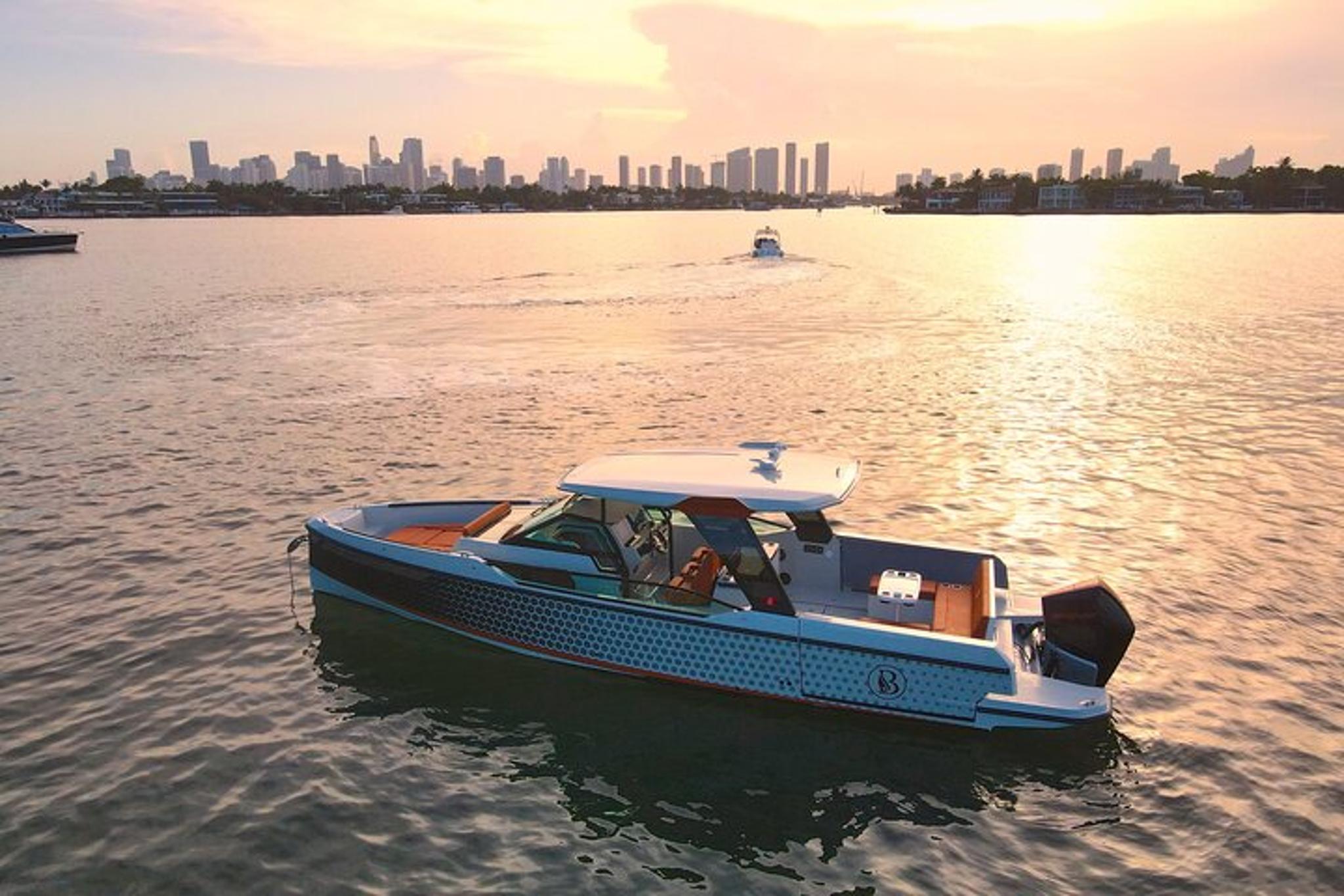 Miami Motor Yacht Party - Image 6