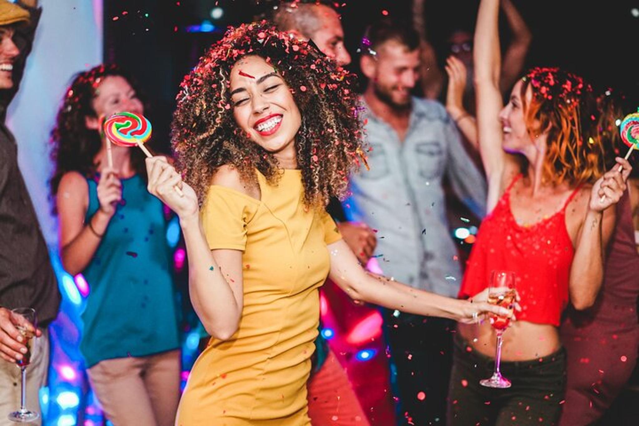 New York City Party Tour with Drinks