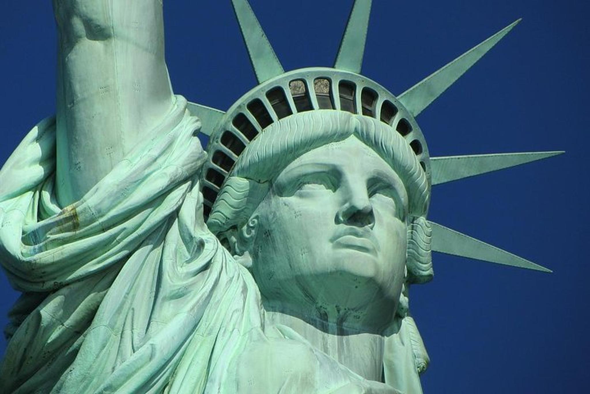 New York Statue of Liberty and Ellis Island Tour