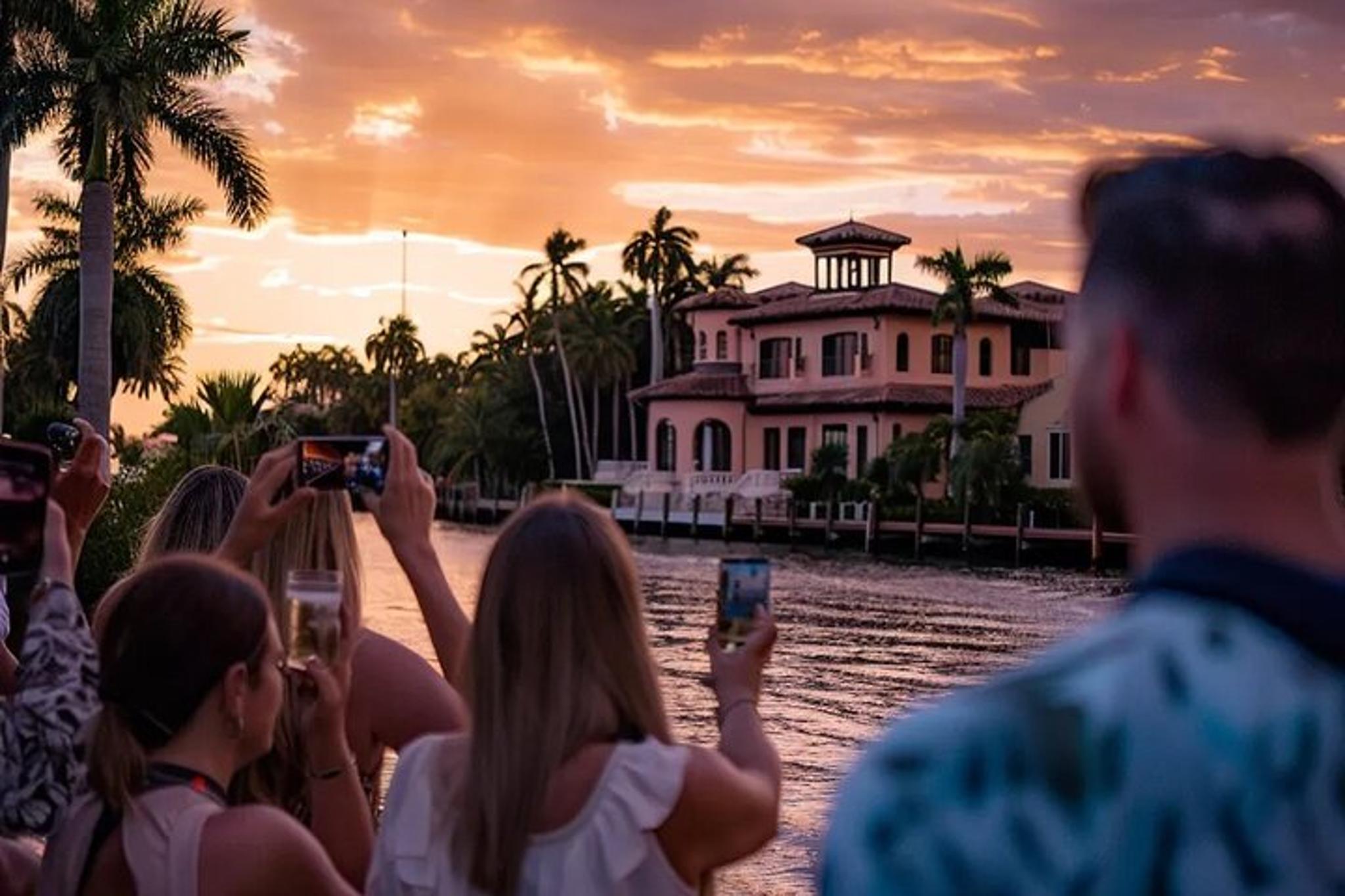 Miami Boat Tour Celebrity Homes & Mansions 90 min - Image 2