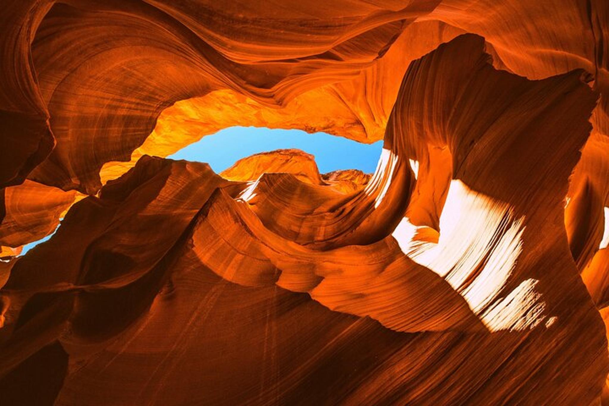 Las Vegas Antelope Canyon and Horseshoe Bend Tour