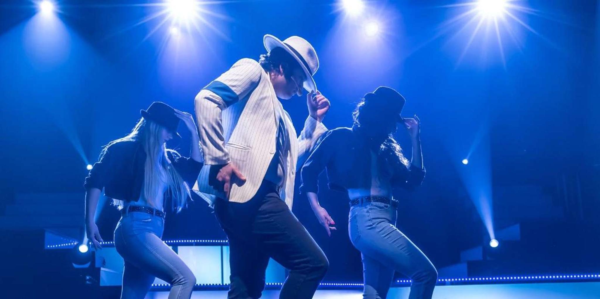 Branson 80's Music Show at Americana Theatre 2 hr - Image 6