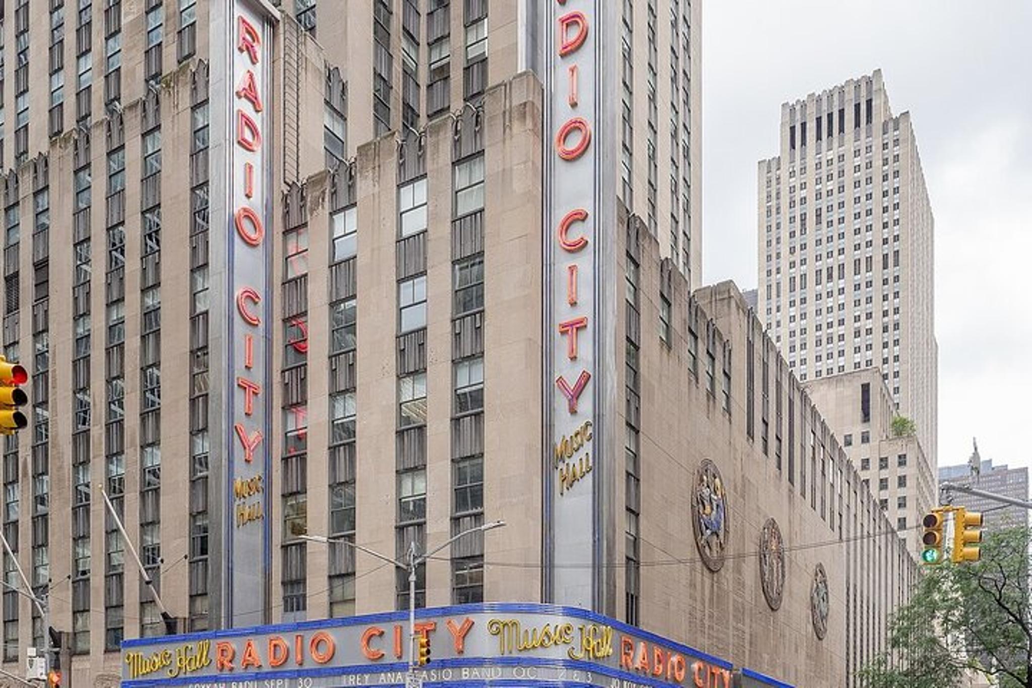 New York City Comedy Bus Tour