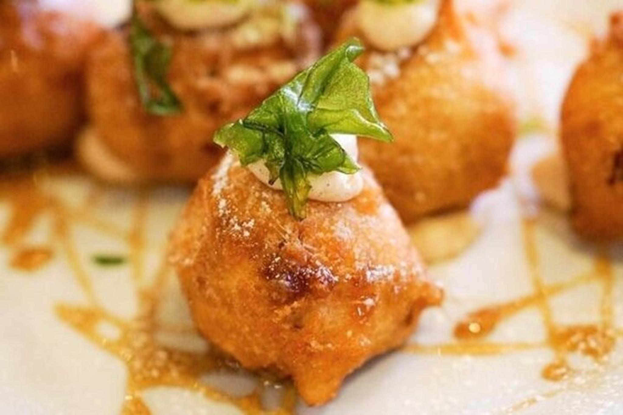 New Orleans Street Food Tour With Local Guide - Image 1