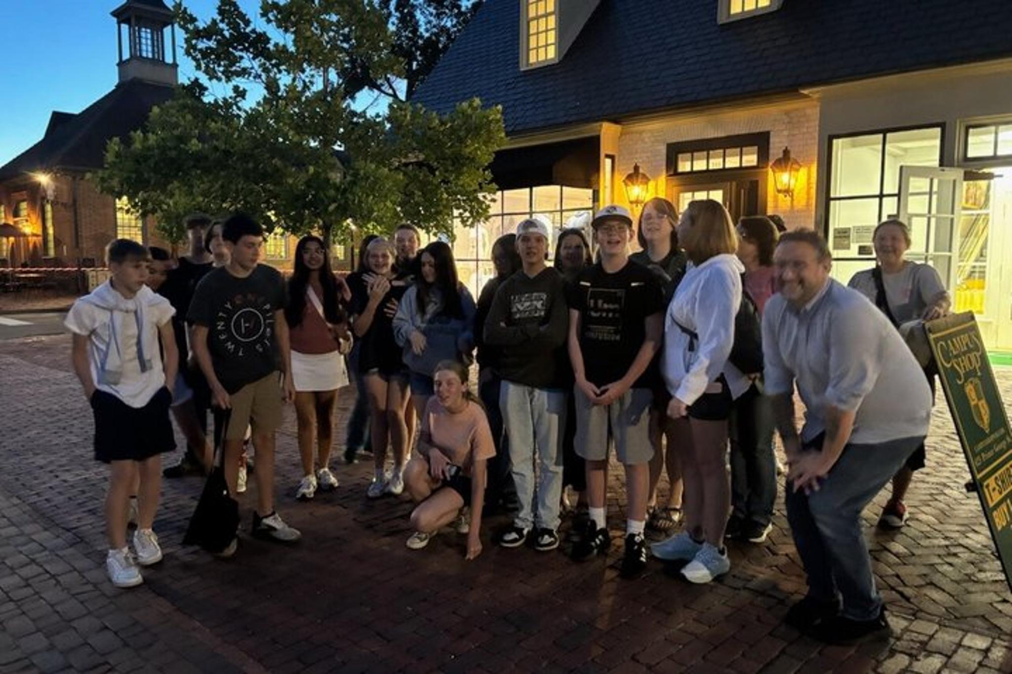 Williamsburg Ghost Tour Echoes of Twilight 90 min - Image 4
