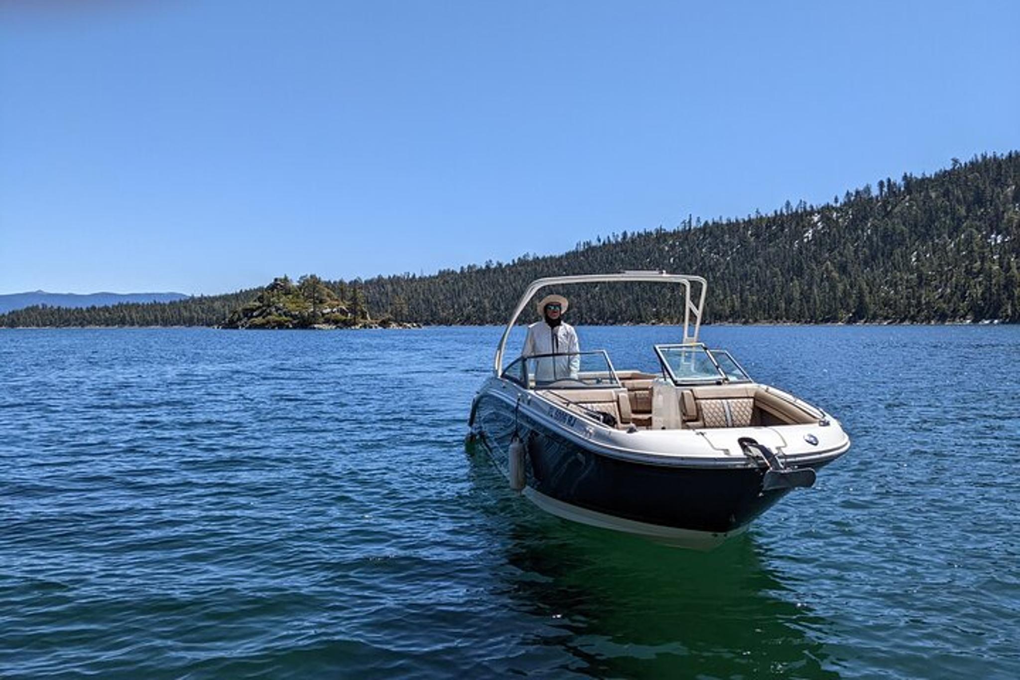 Lake Tahoe Yacht Class Tour 4.5 hr - Image 6