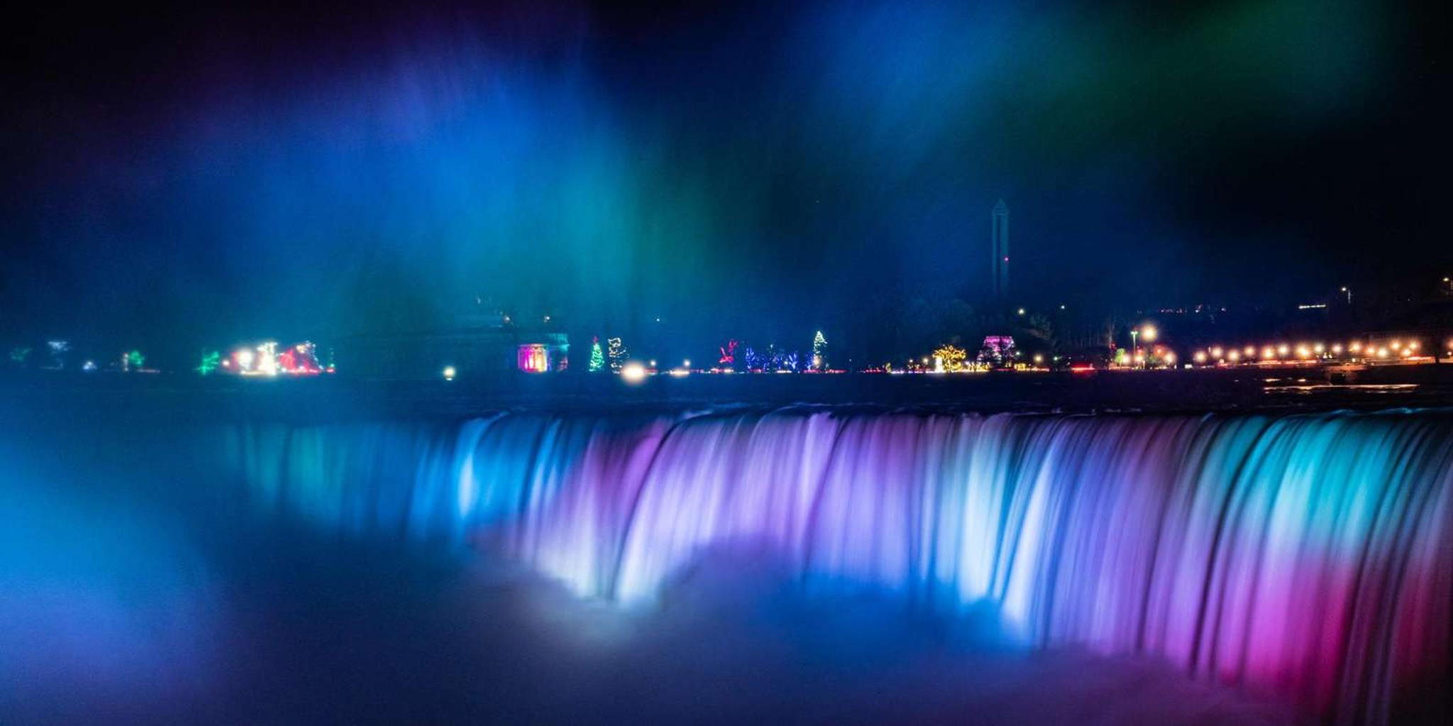 Niagara Falls Nightlight Experience with Fireworks