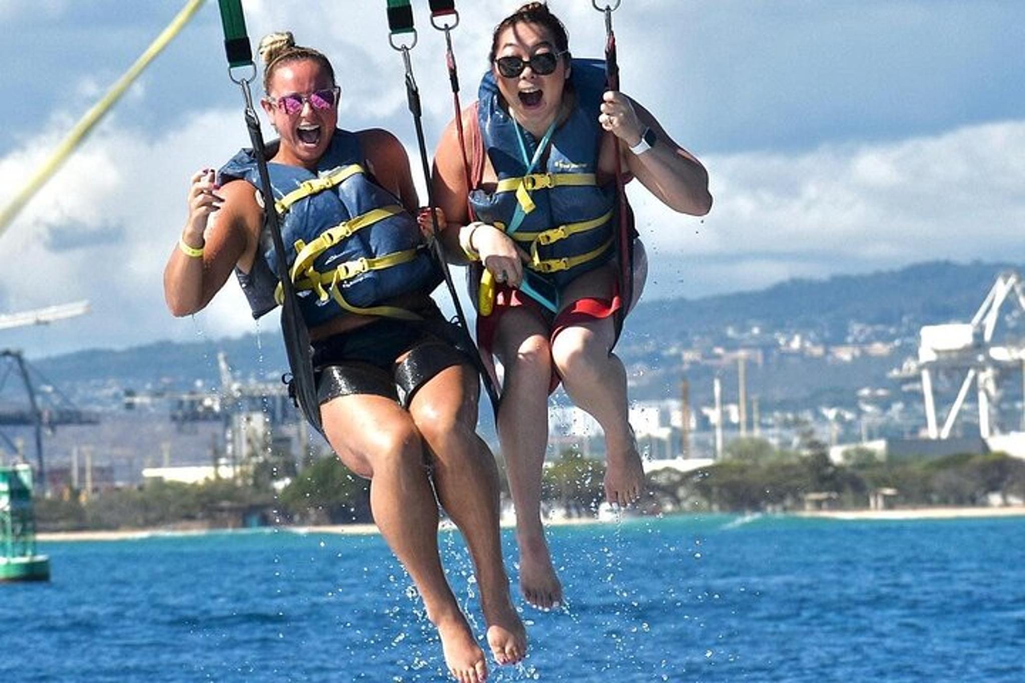 Waikiki Parasailing Adventure - Image 6