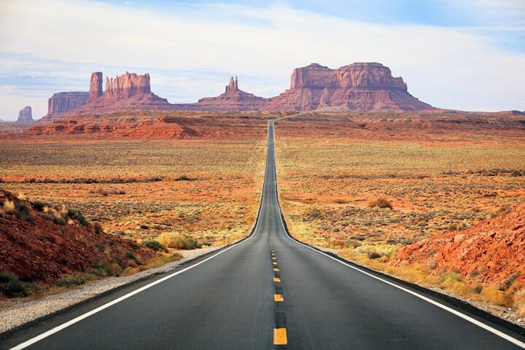 Monument Valley Self-Guided Driving Tour - Image 1