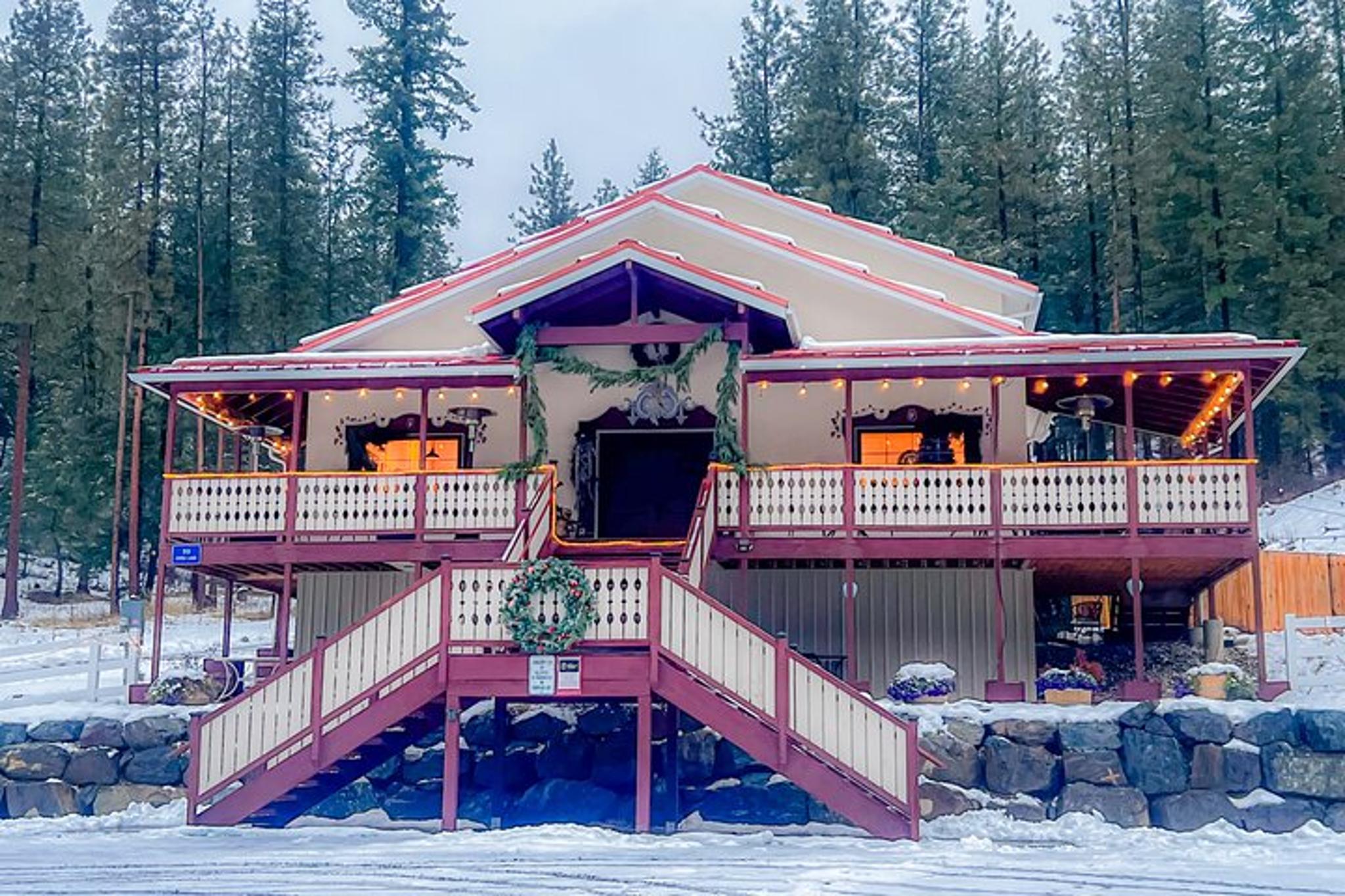 Leavenworth Wine Tasting in the American Alps 90 min - Image 2