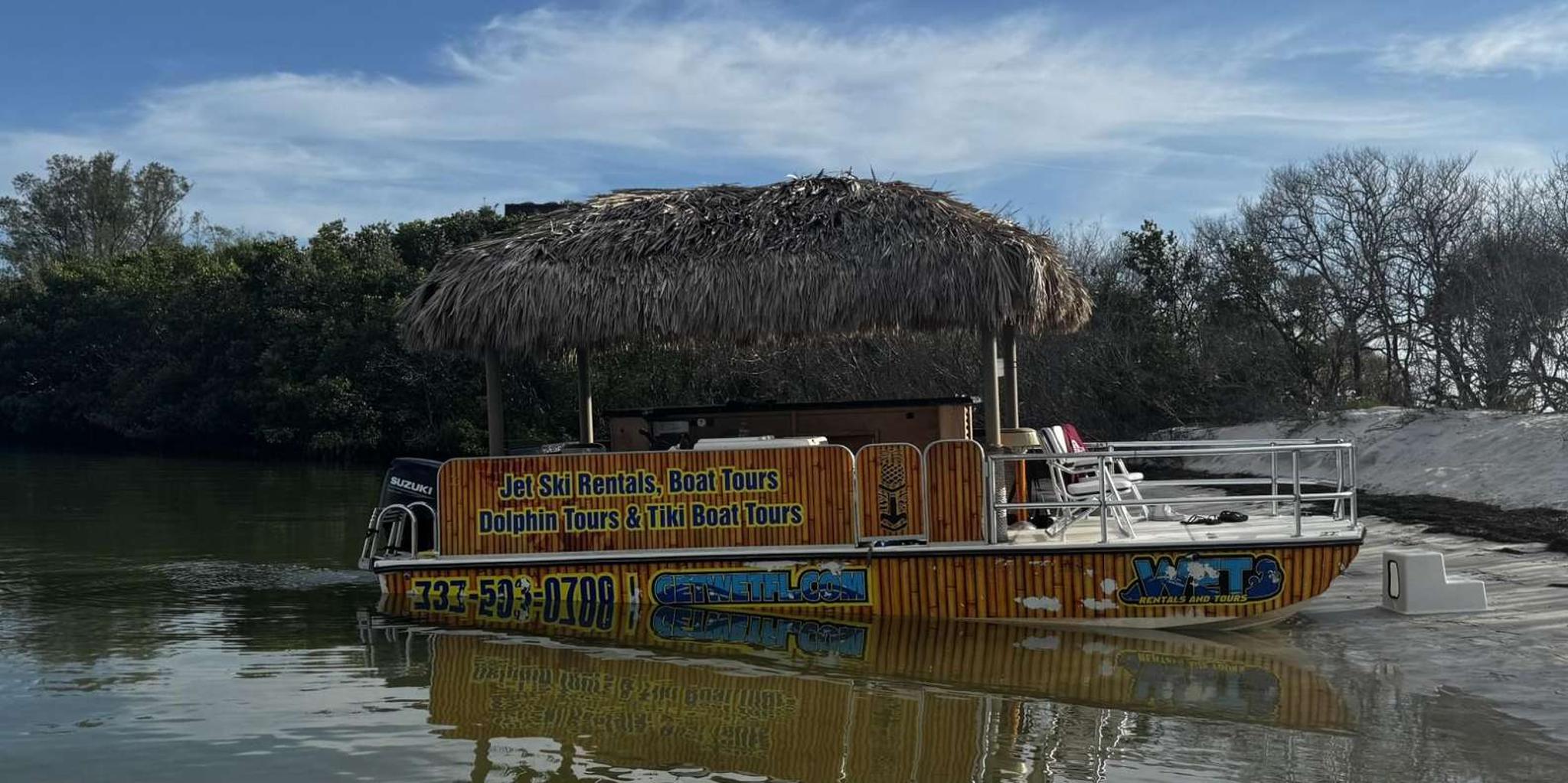 Clearwater Beach Tiki Boat Experience 1.5 hr - Image 4