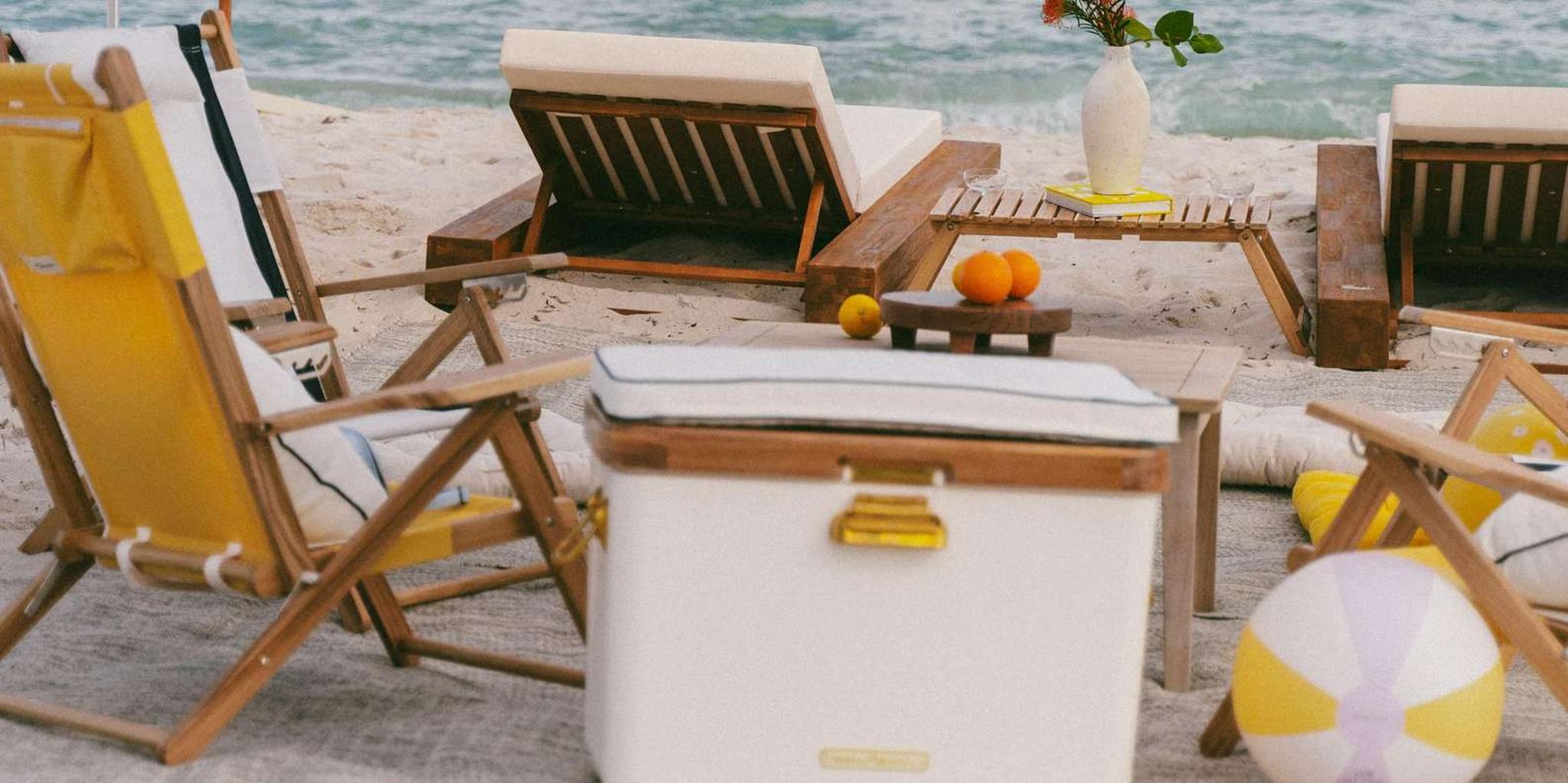 Miami Beach Private Lounge and Picnic Setup - Image 2