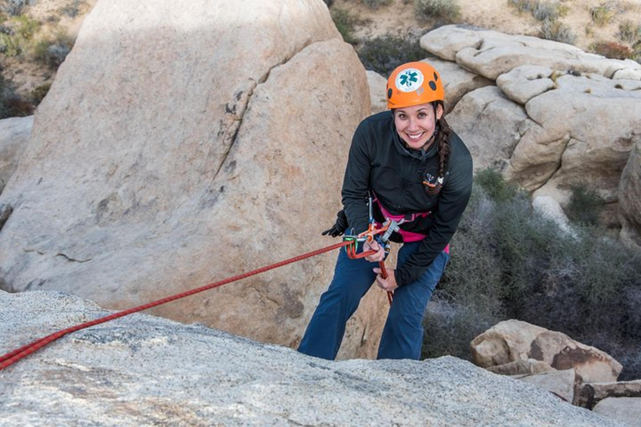 Joshua Tree Rappelling Adventure - Image 6