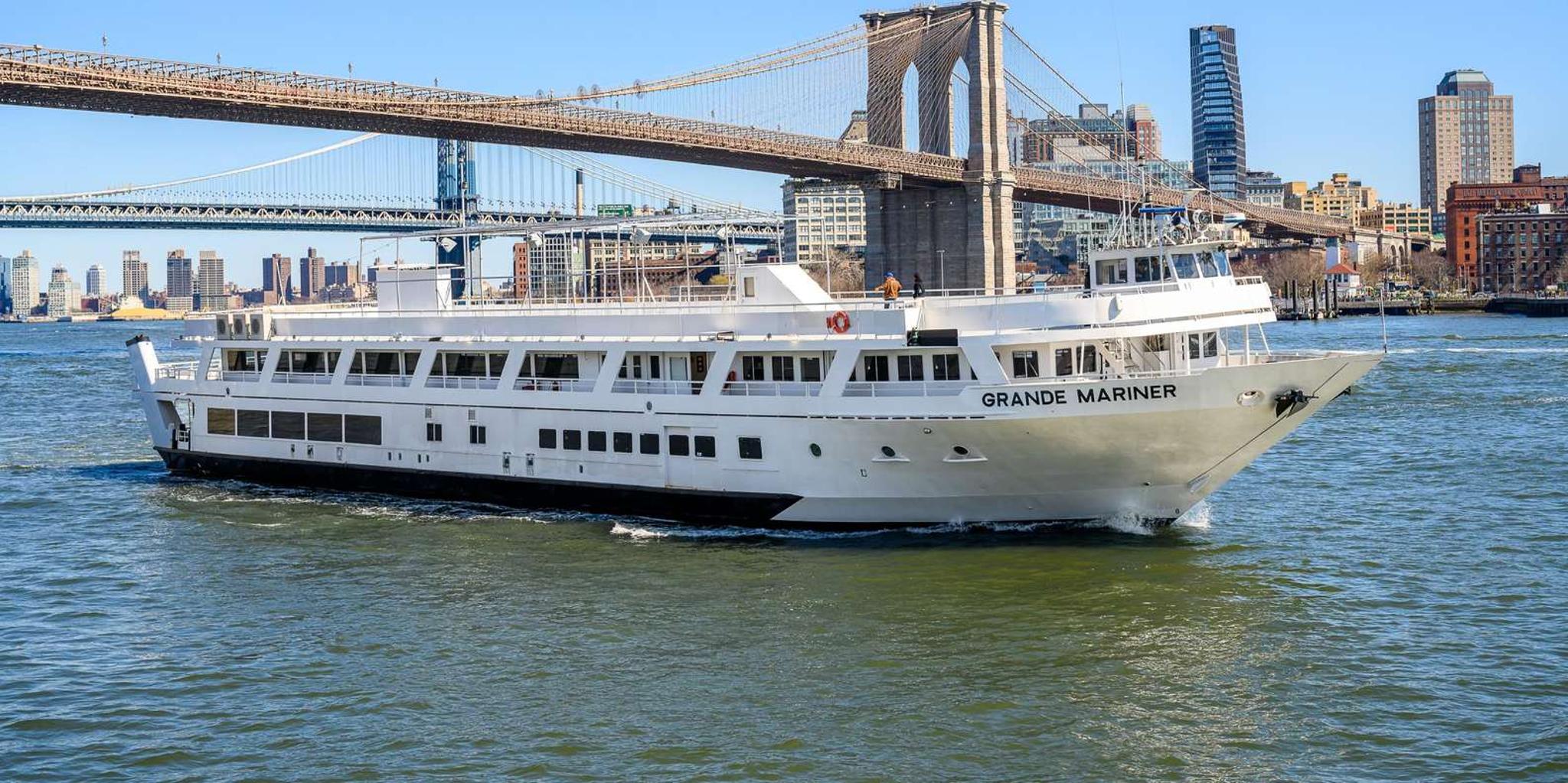 New York City Bus, Boat, and Bike Tour - Image 4
