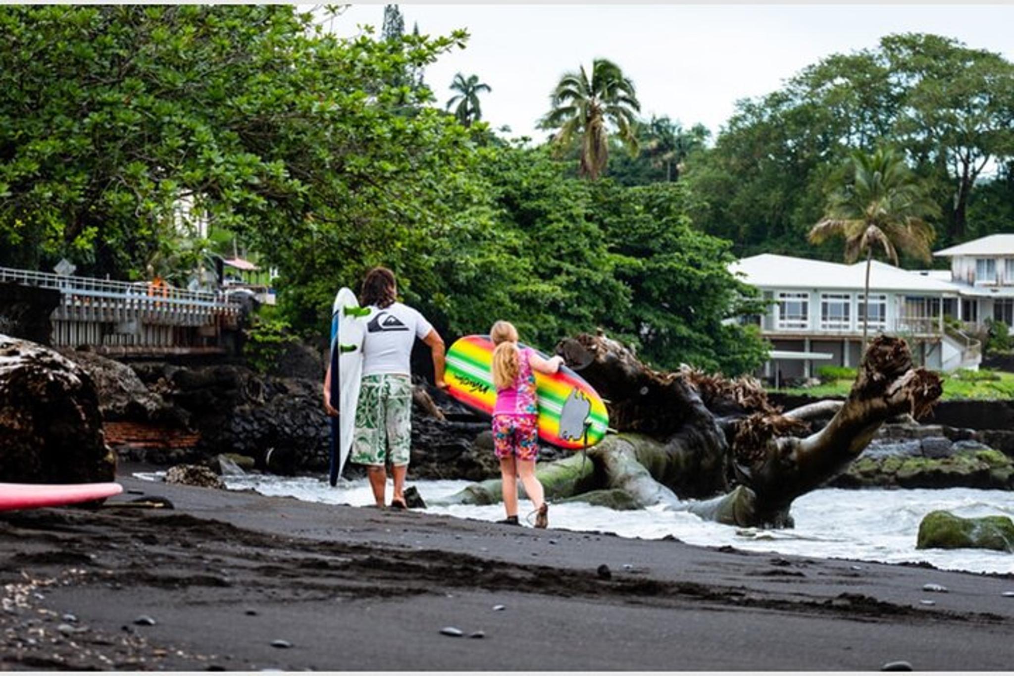 Hilo Surf Lesson - Image 5