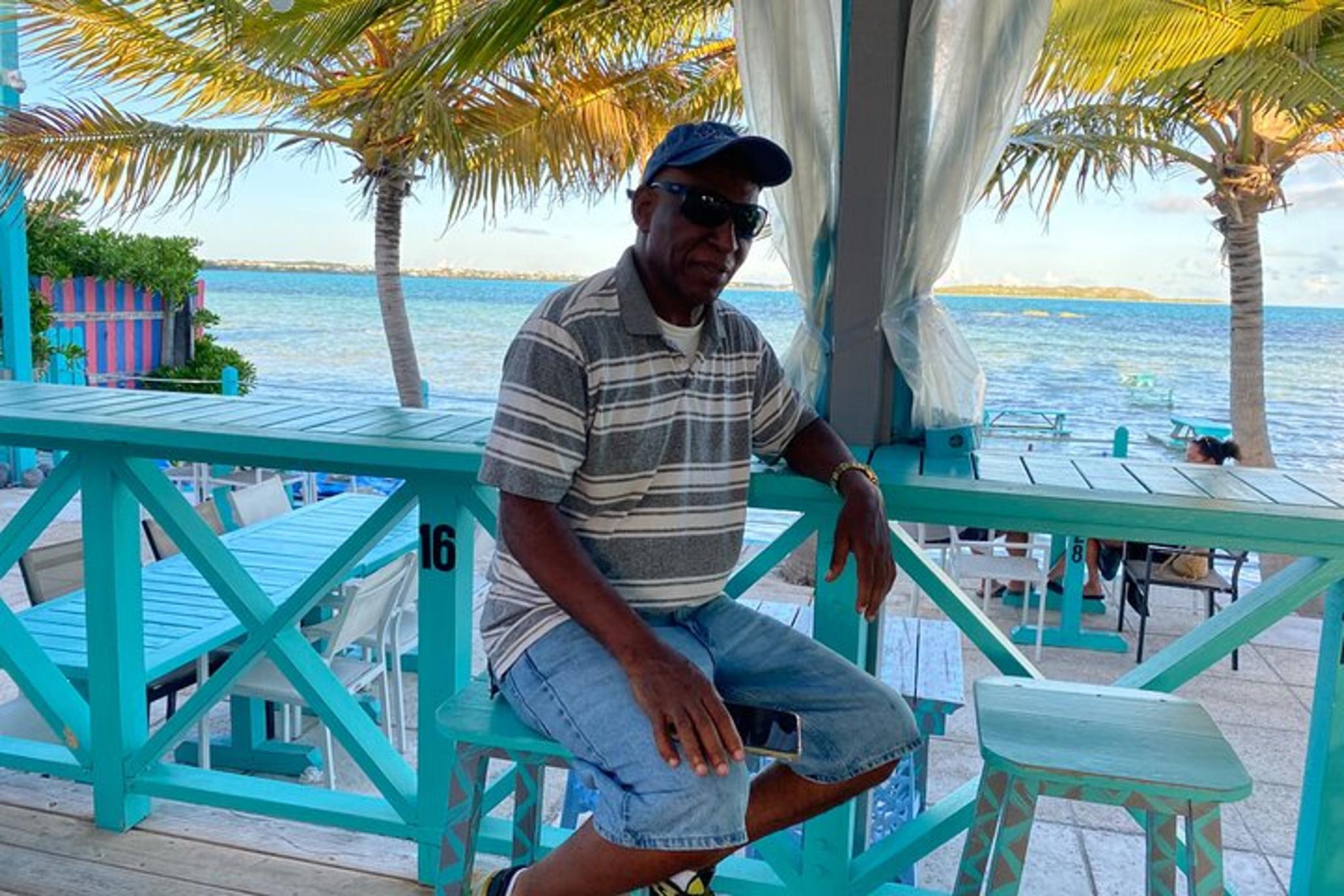 Providenciales Mini Bus Tour - Image 3