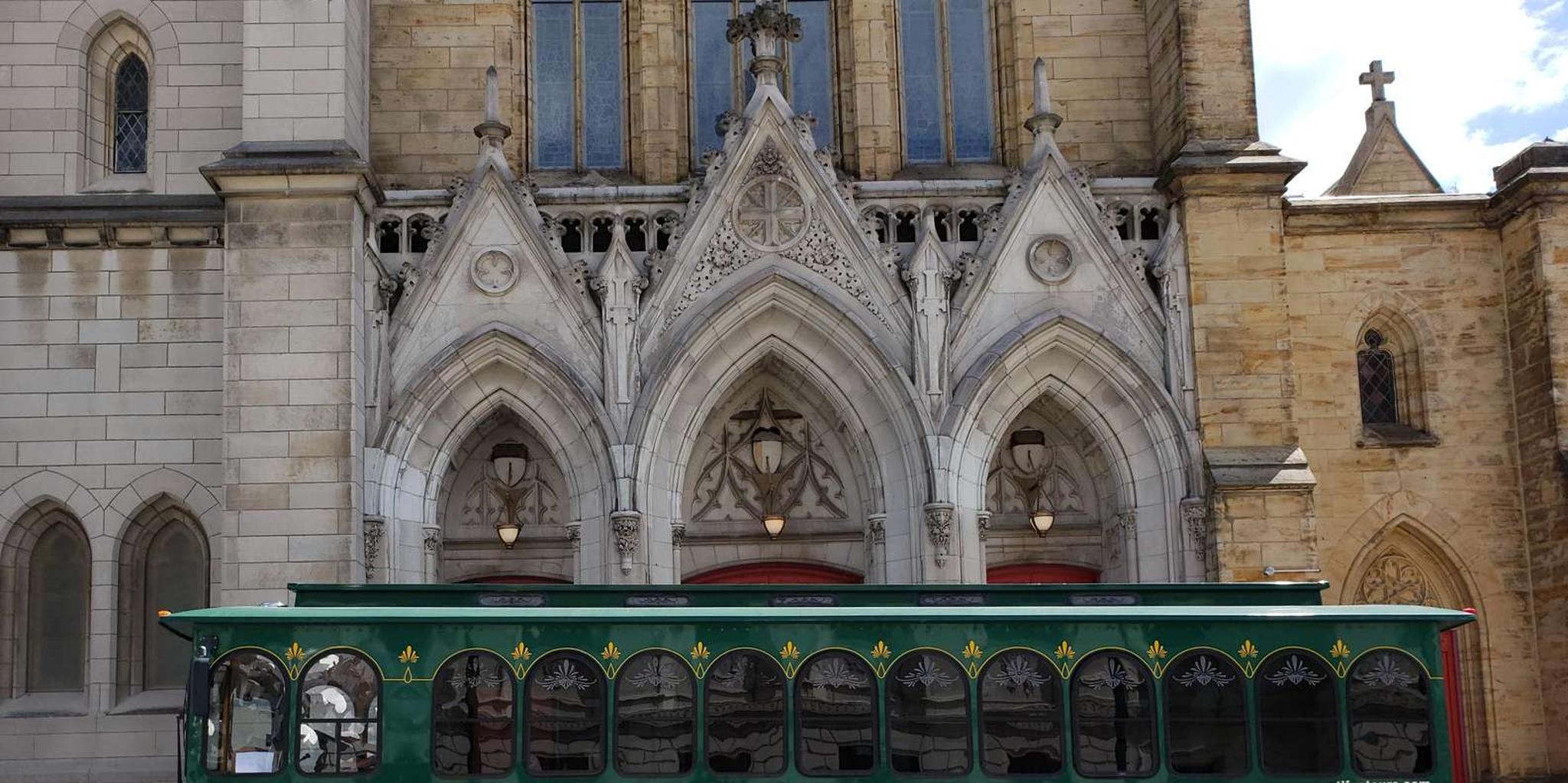 St Louis City Trolley Tour