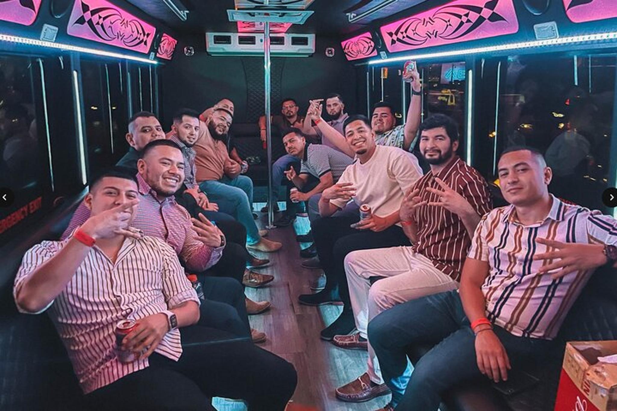 Las Vegas Club Crawl Party Bus Tour - Image 4