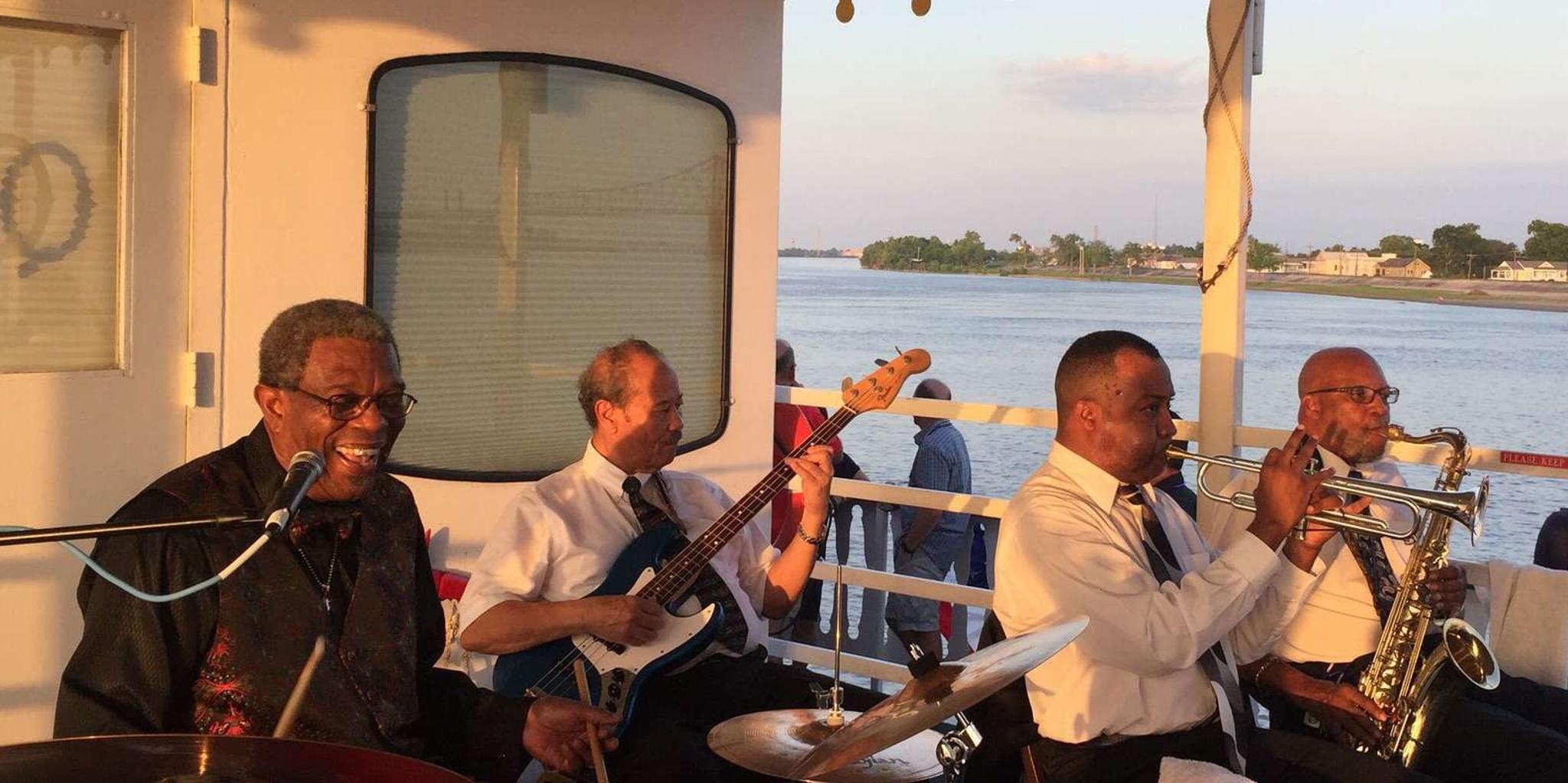 New Orleans Creole Queen Jazz Cruise 1.5 hr - Image 3
